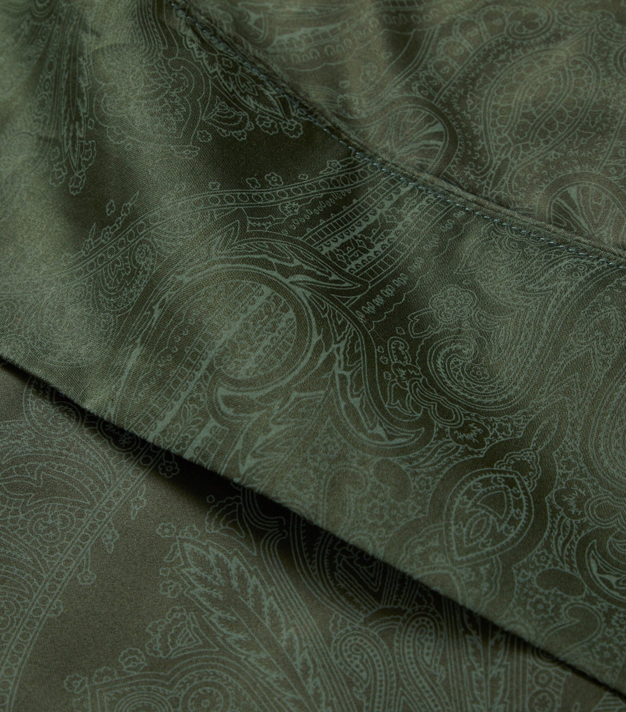 Ralph Lauren super king flat sheet 270cm x 280cm, imported from the UK