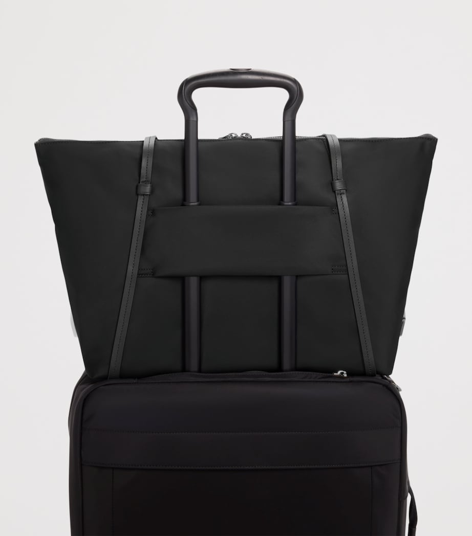 Tumi Voyageur Q nylon tote bag, UK version