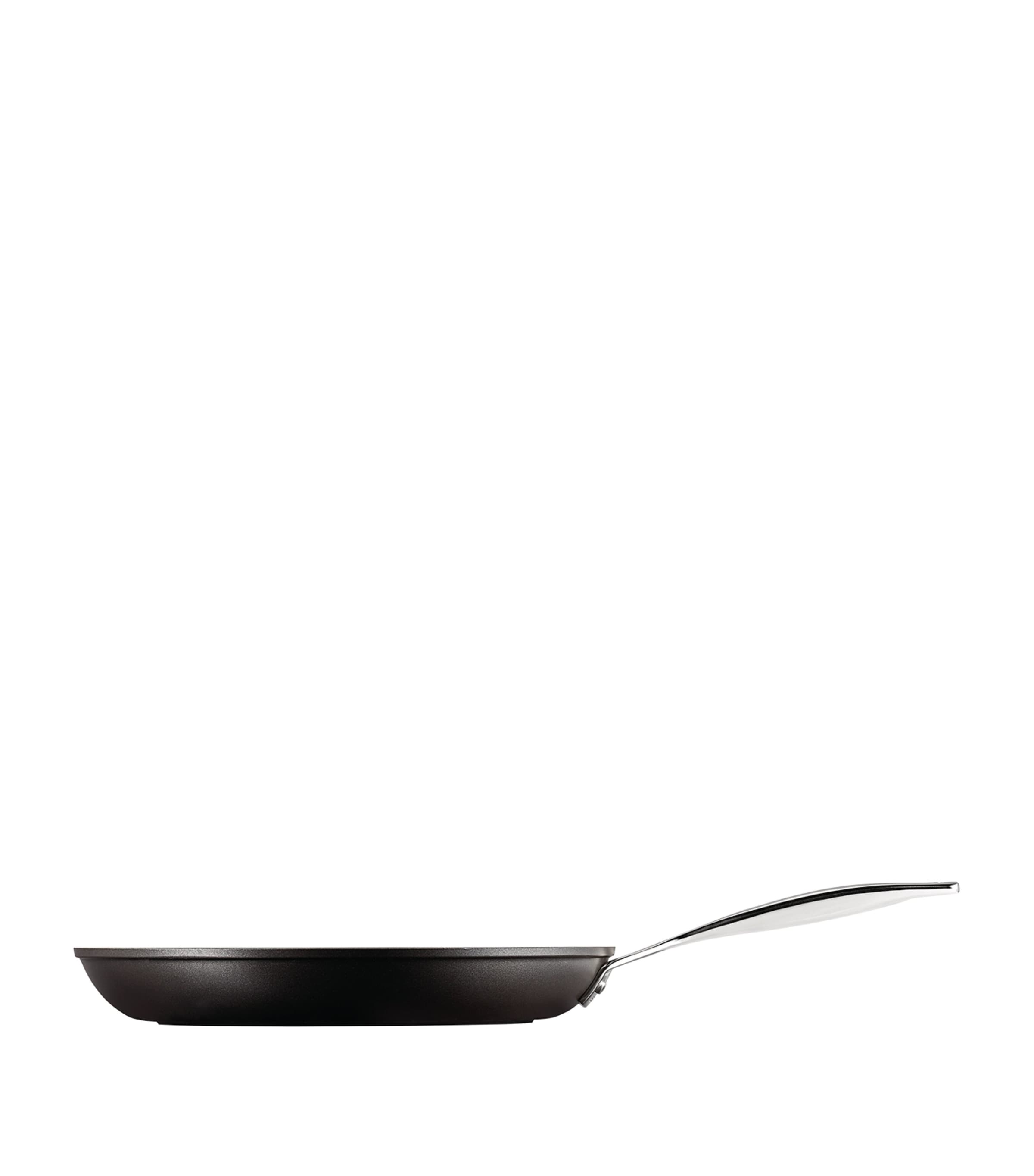 Le Creuset toughened non-stick shallow frying pan 31cm, UK version