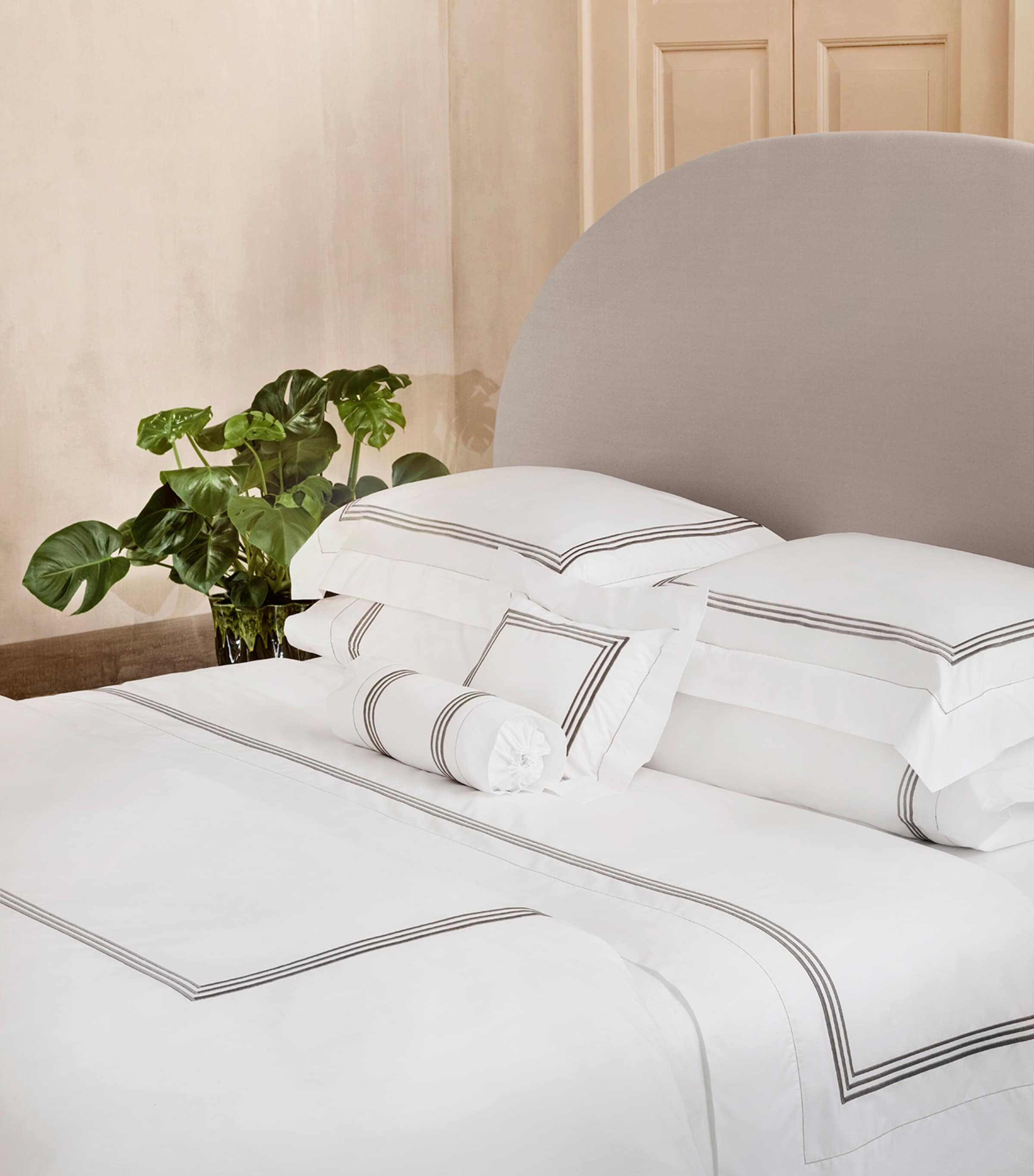 King Egyptian Cotton Duvet Cover with Triple-Embroidered Stripe, 230cm x 220cm