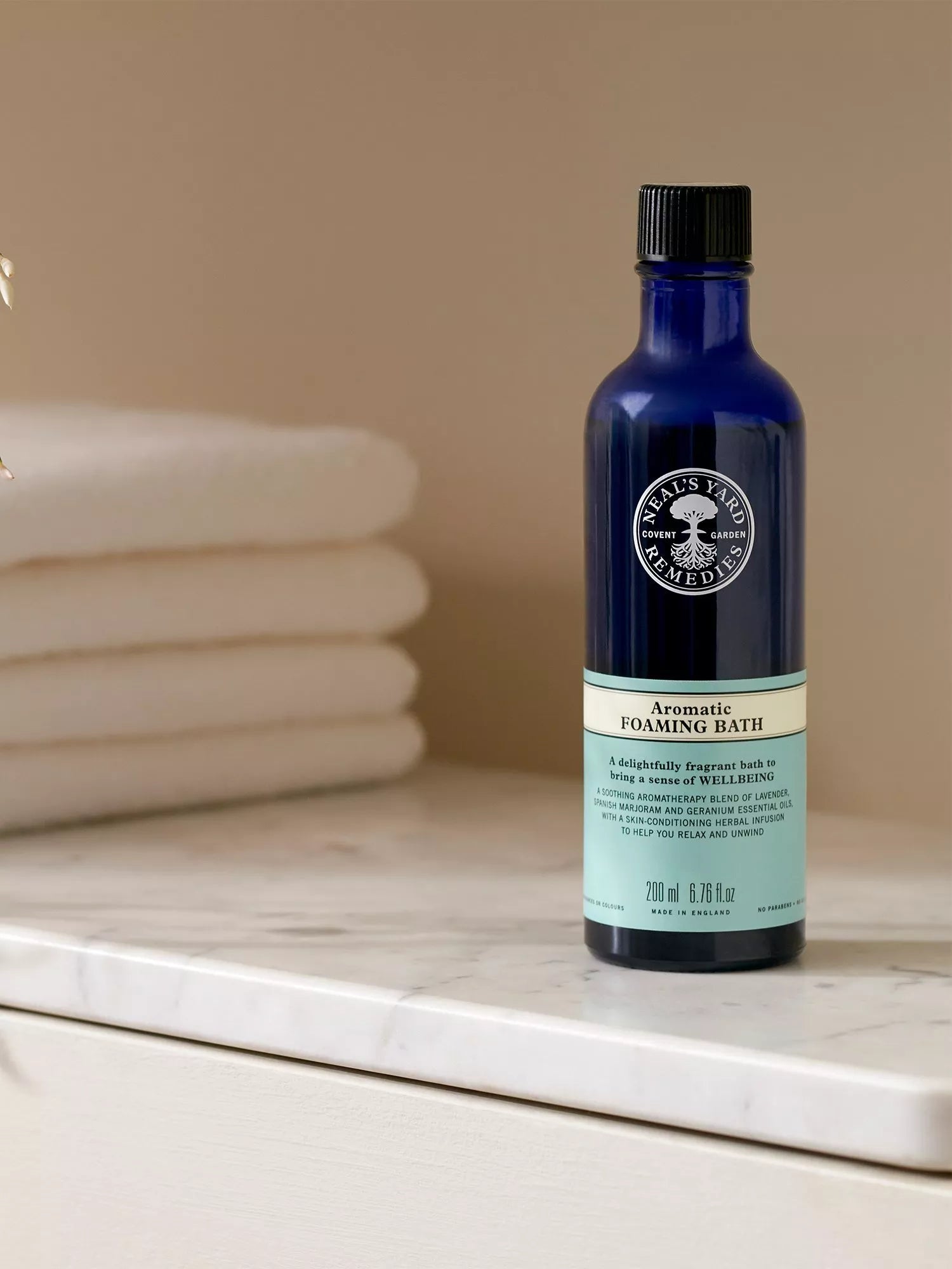 Neal's Yard Remedies aromatic foaming bath 200ml imported from the UK