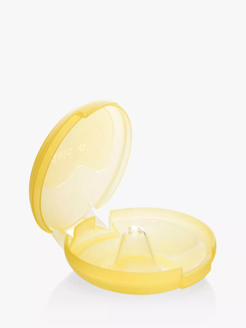 Medela Medium Nipple Shields Pack of 2, imported from the UK