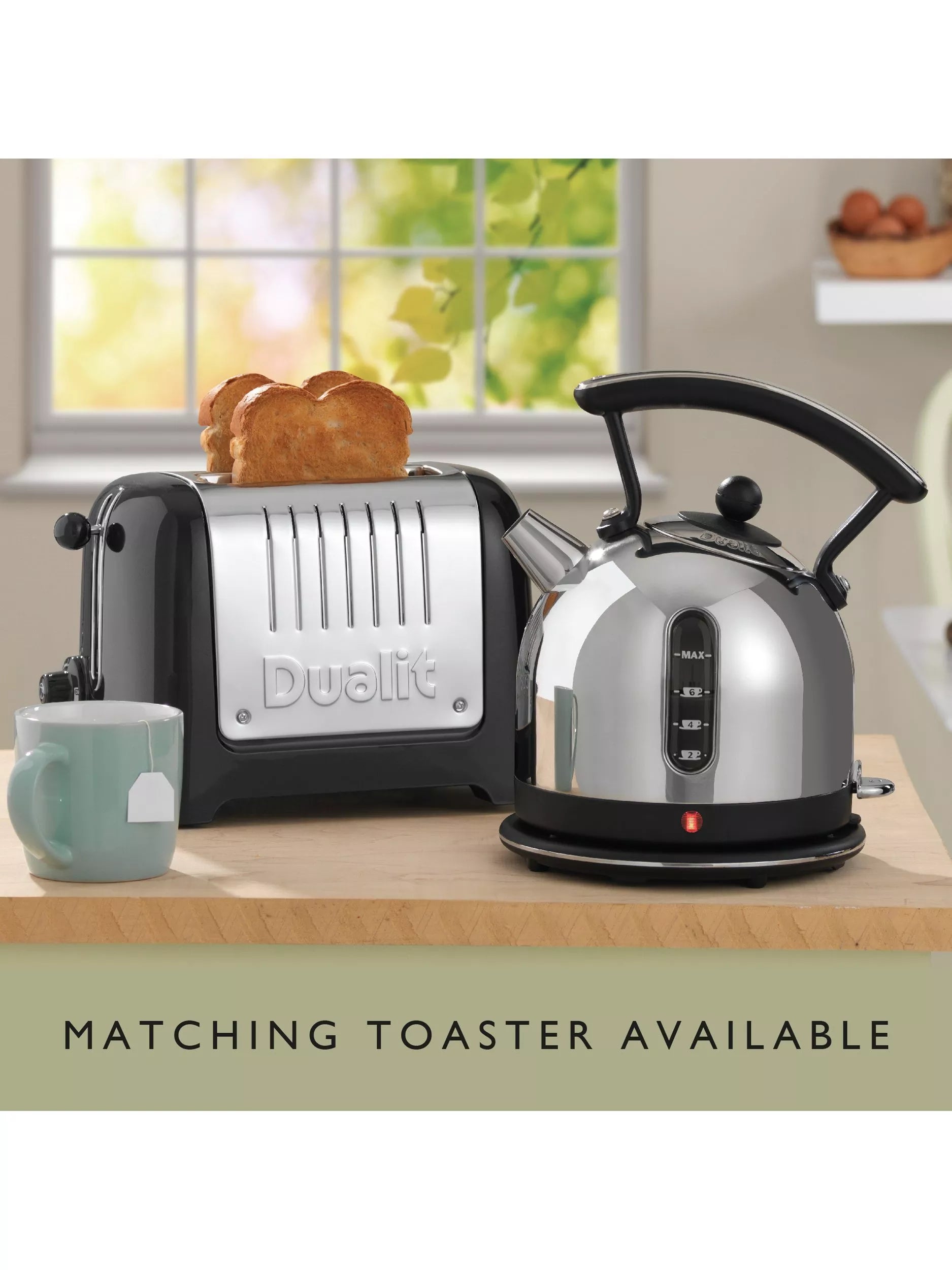 Dualit dome kettle Black/Steel 2L, imported from the UK