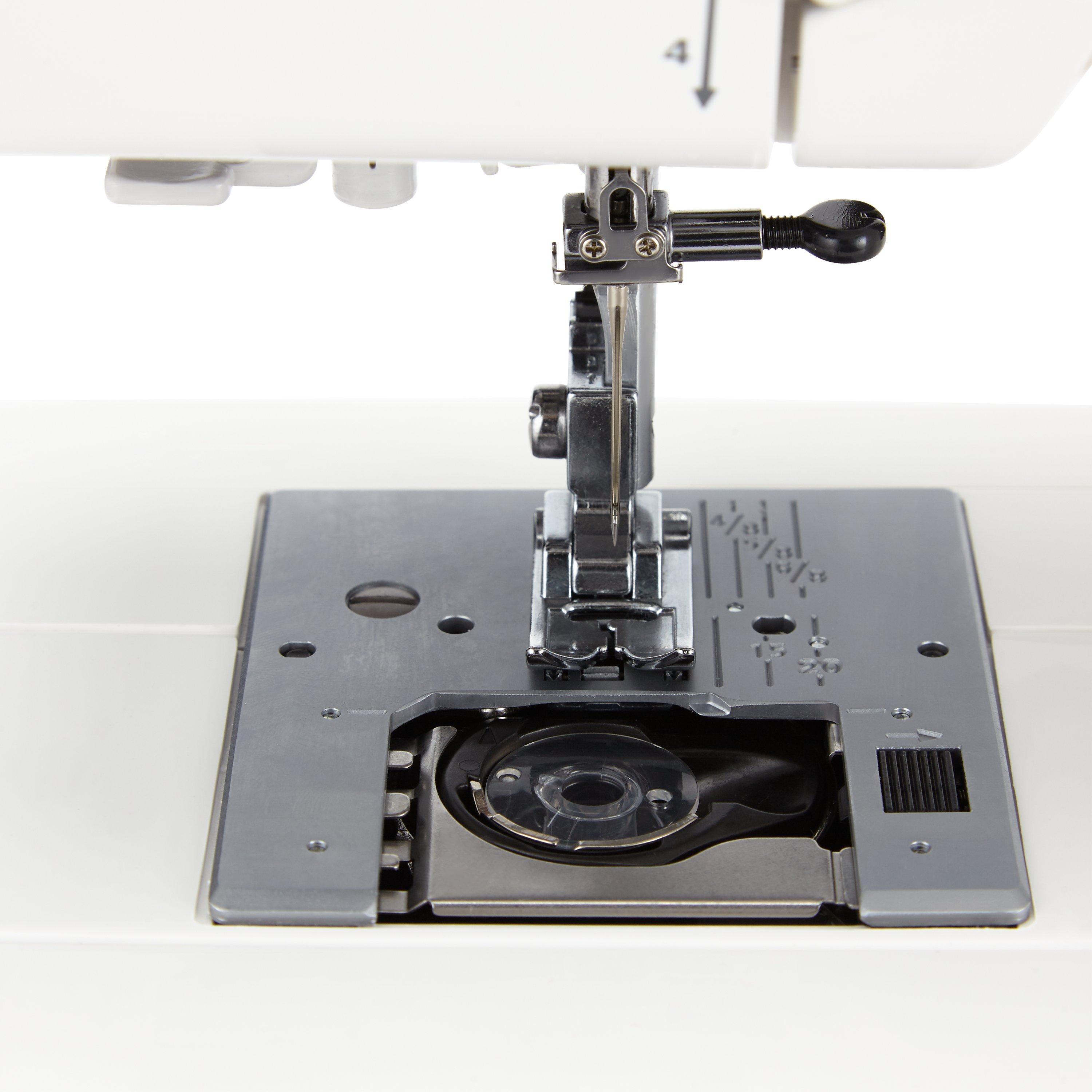 Janome 7025 mechanical sewing machine for beginners (British brand)