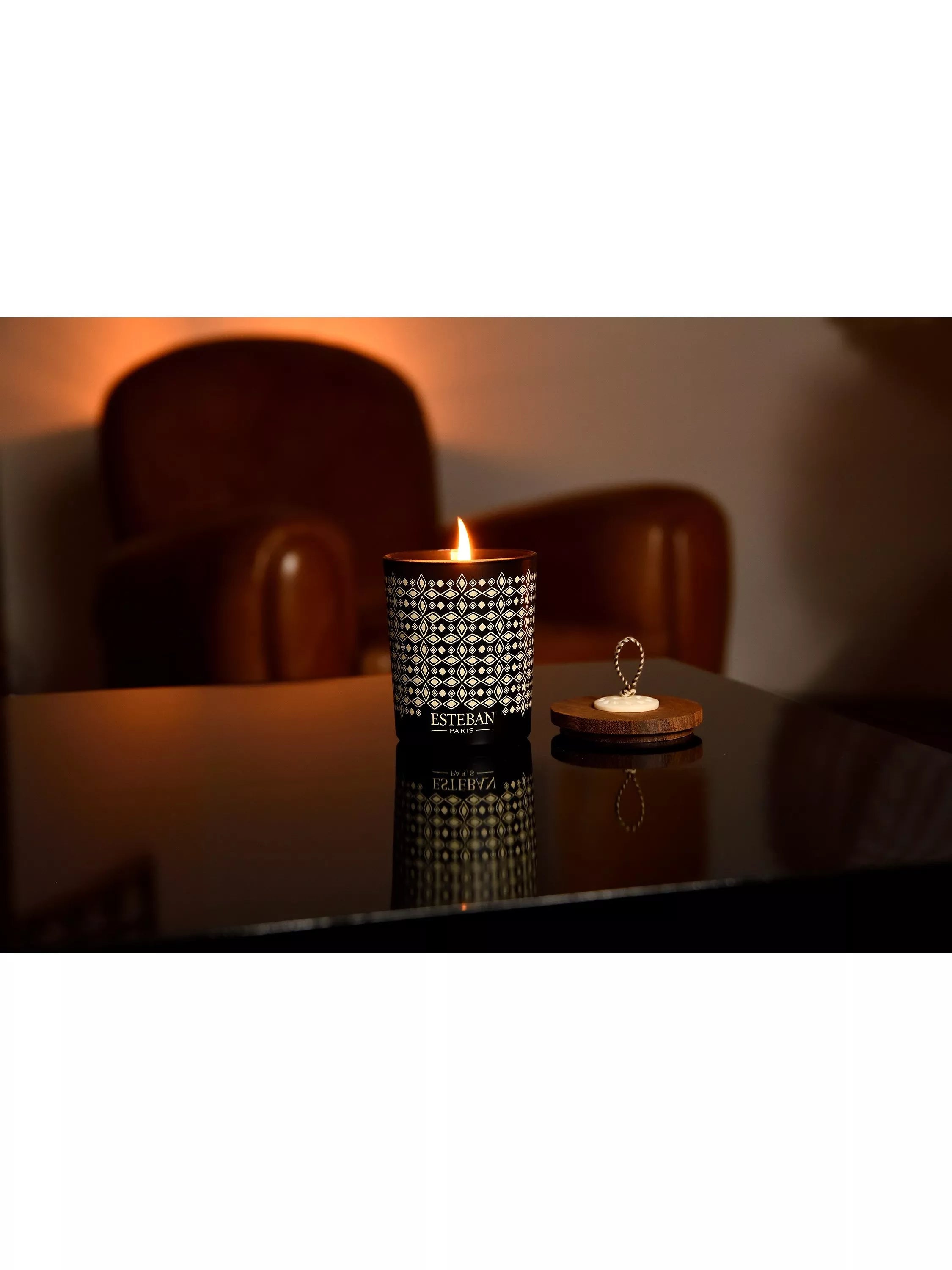 Esteban Teck & Tonka scented candle 180g - British product