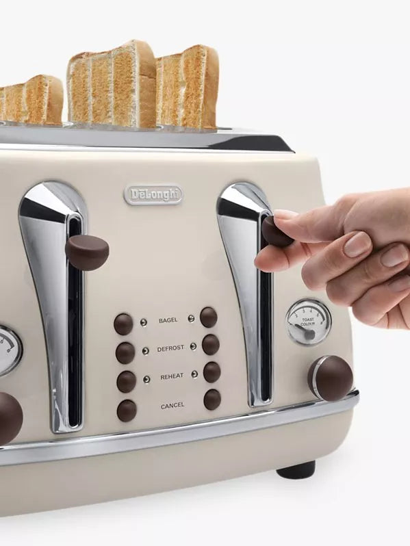 De'Longhi 4-slice vintage icona toaster in cream - British product