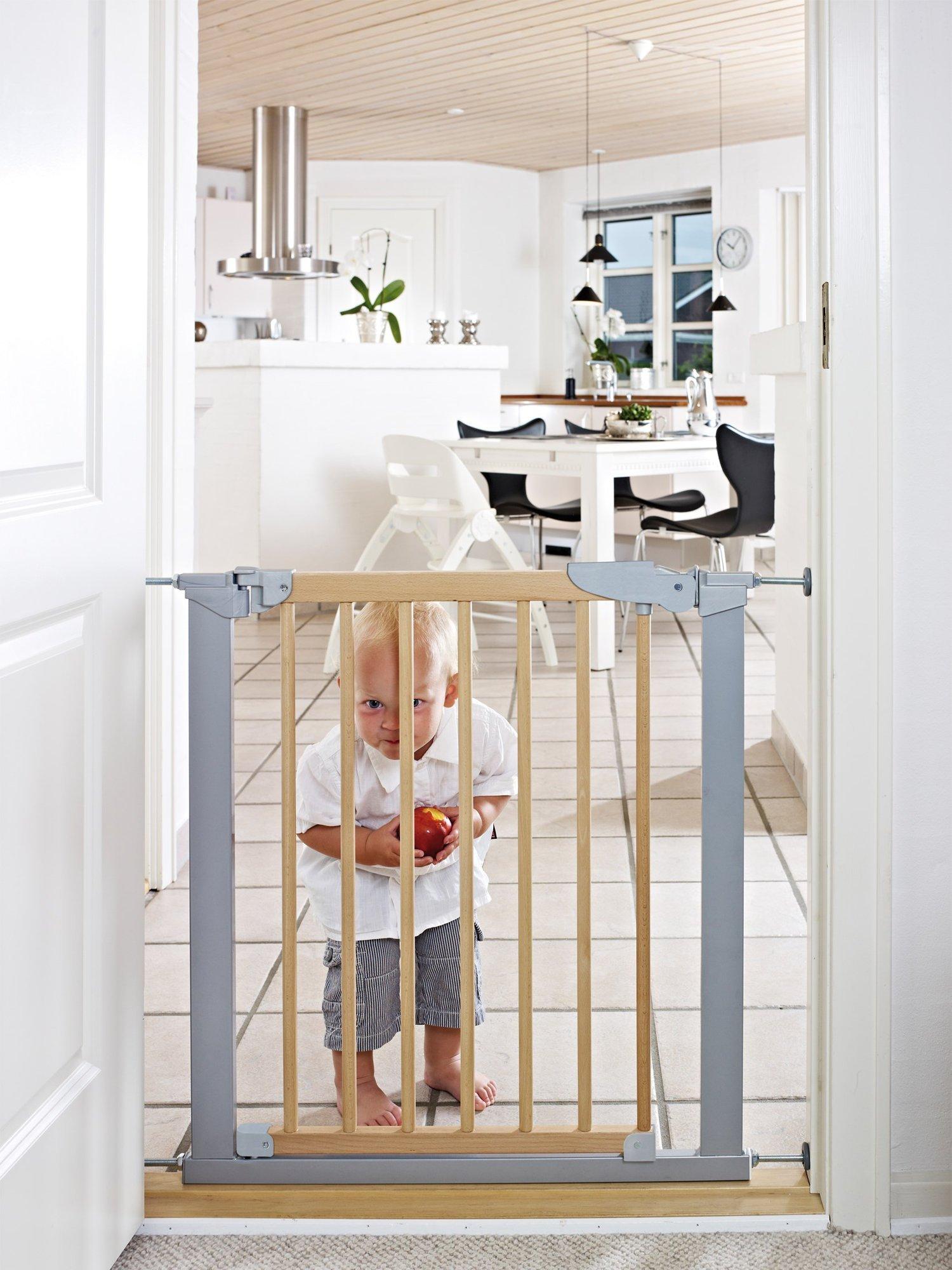 BabyDan pressure indicator safety baby gate with extensions - British product