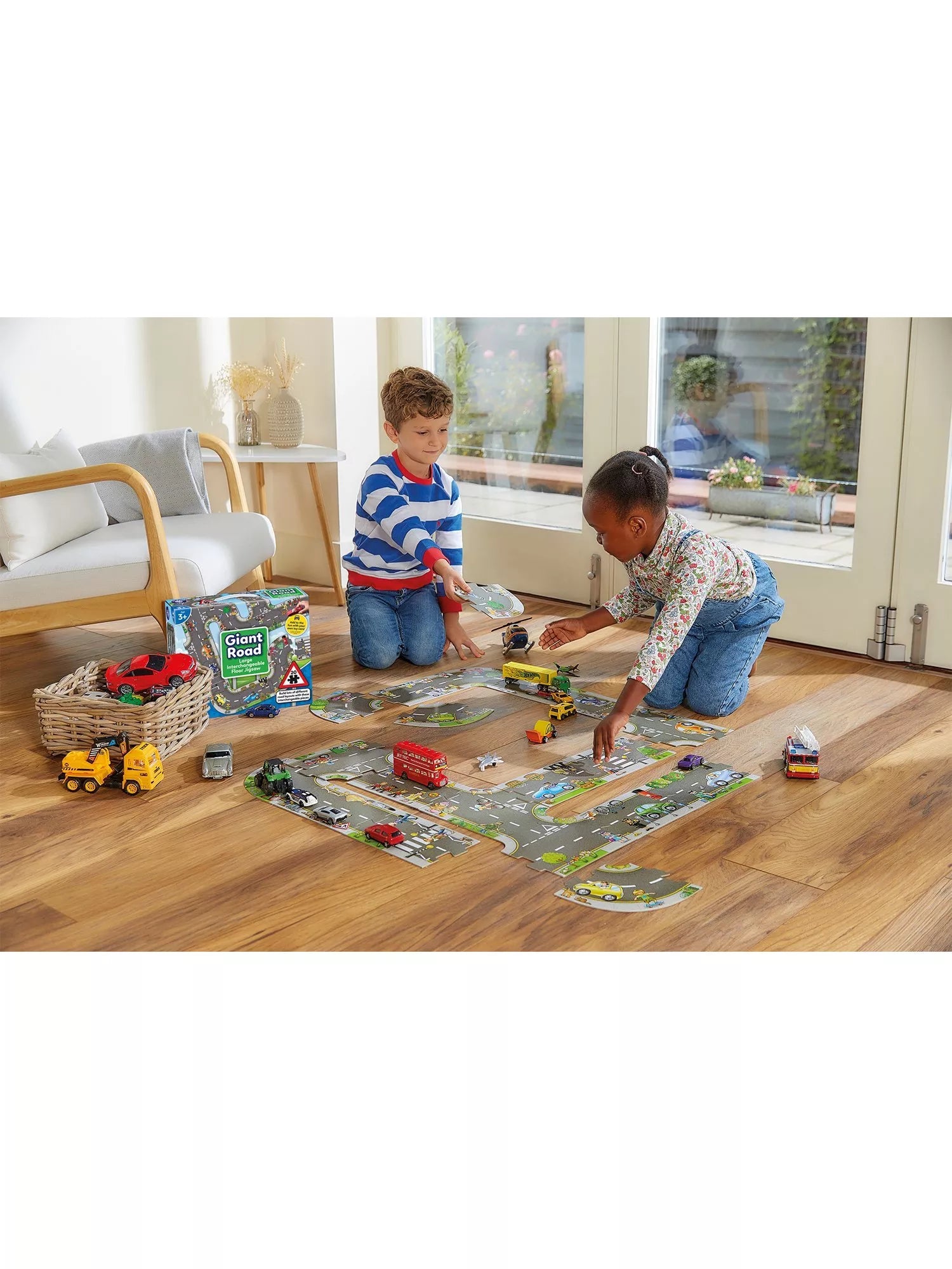 Orchard Toys road jigsaw puzzle 20 pieces, imported from the UK