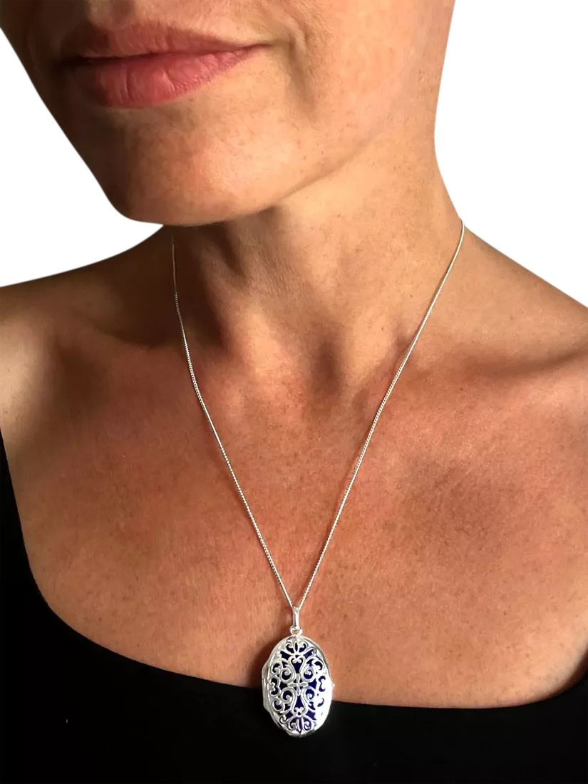 Nina B locket pendant necklace silver, UK version