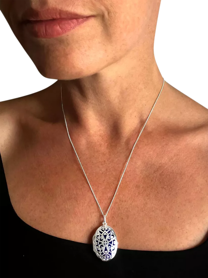 Nina B locket pendant necklace silver, UK version