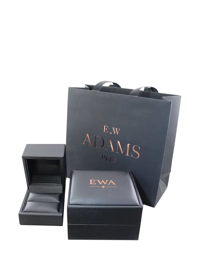 E.W Adams graduating white pearl necklace 9ct yellow gold - British product