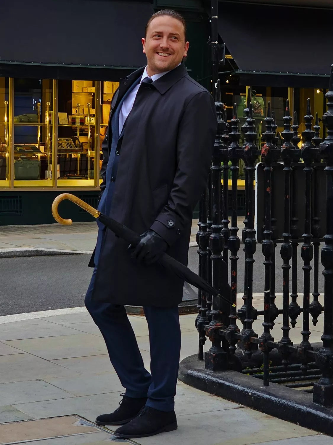 Fulton black walking umbrella, UK version