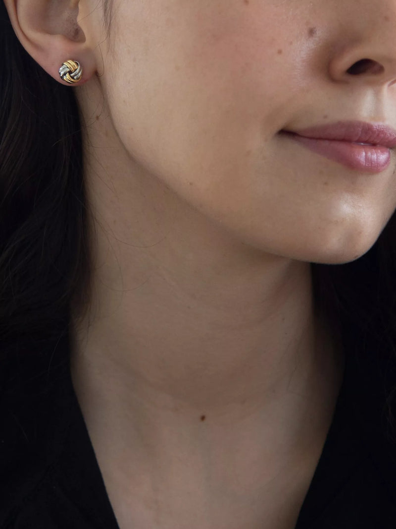 IBB 9ct gold small knot stud earrings, imported from the UK