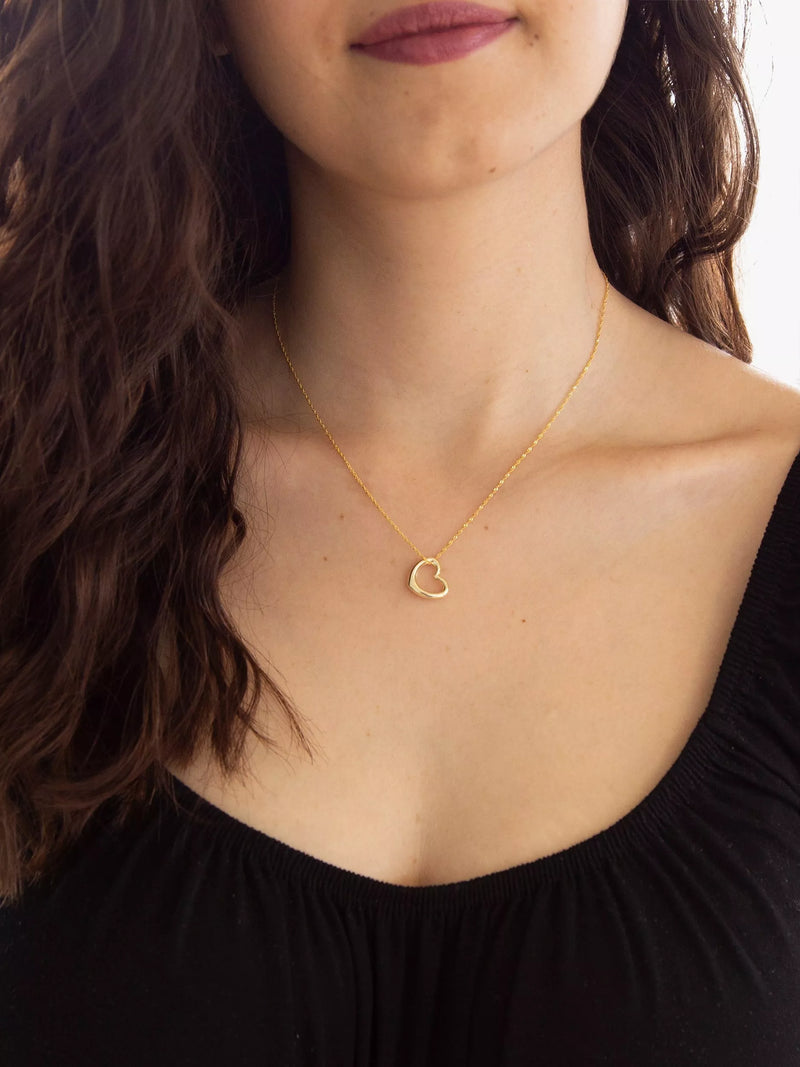 IBB 9ct yellow gold heart pendant necklace, imported from the UK