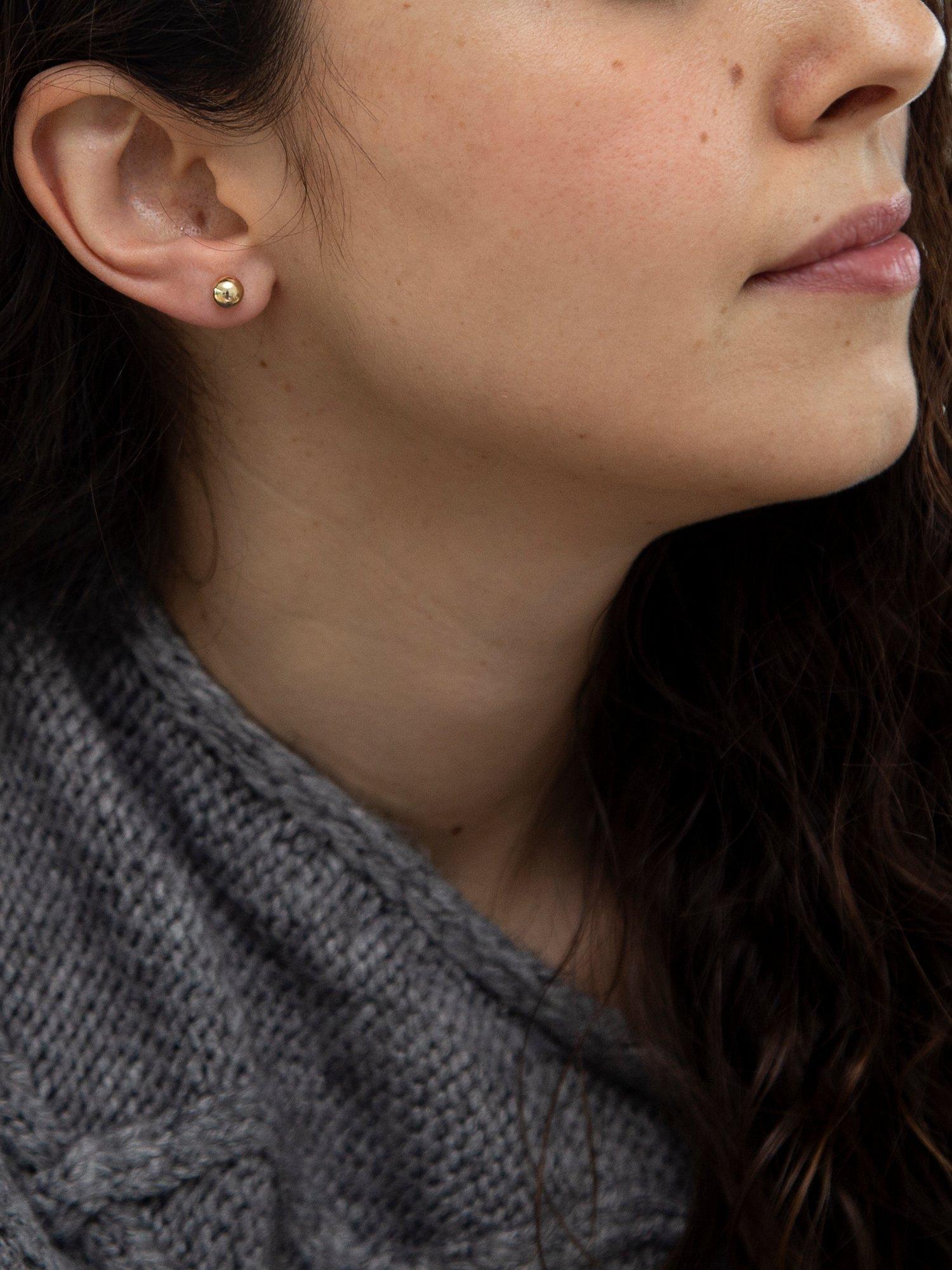 IBB 9ct yellow gold 6mm ball stud earrings, imported from the UK