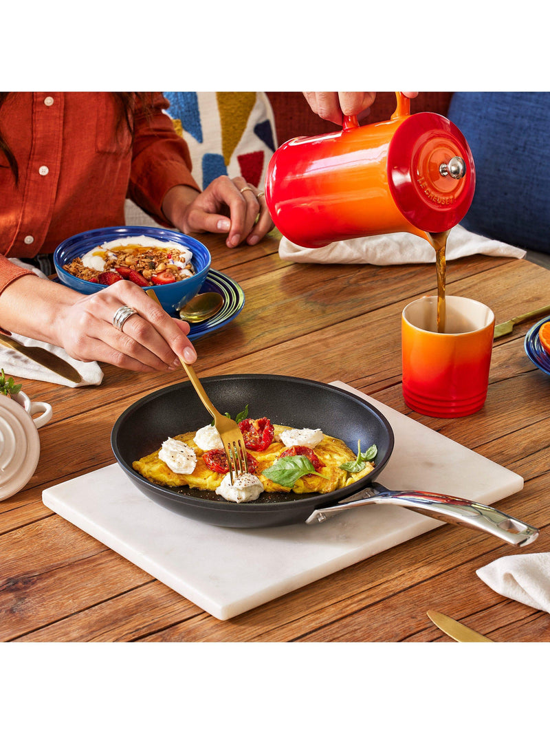 Stoneware Coffee Press with Metal Plunger 1L in Volcanic