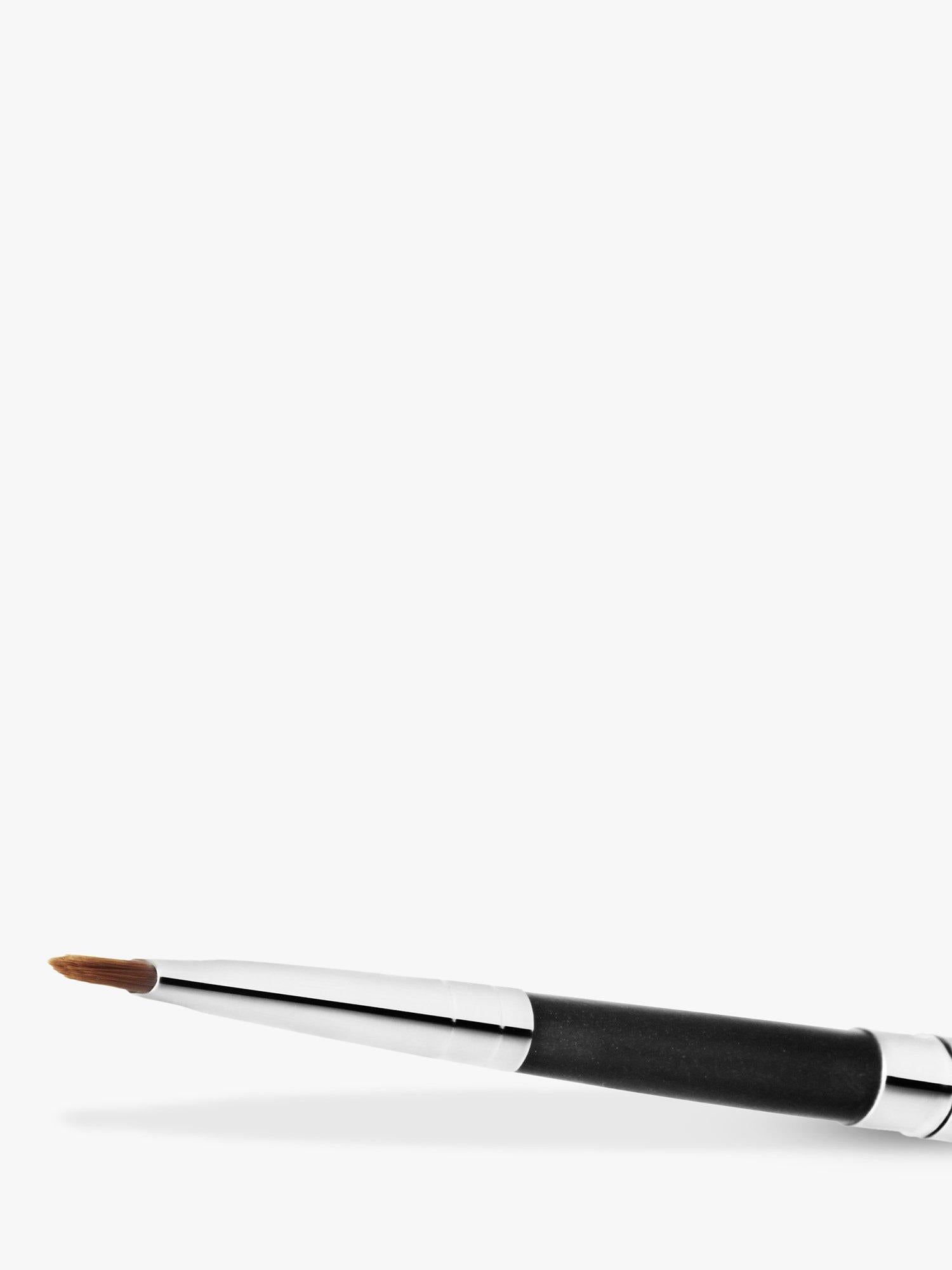 MAC 316 lip brush with tapered tip and metal cover, imported from the UK