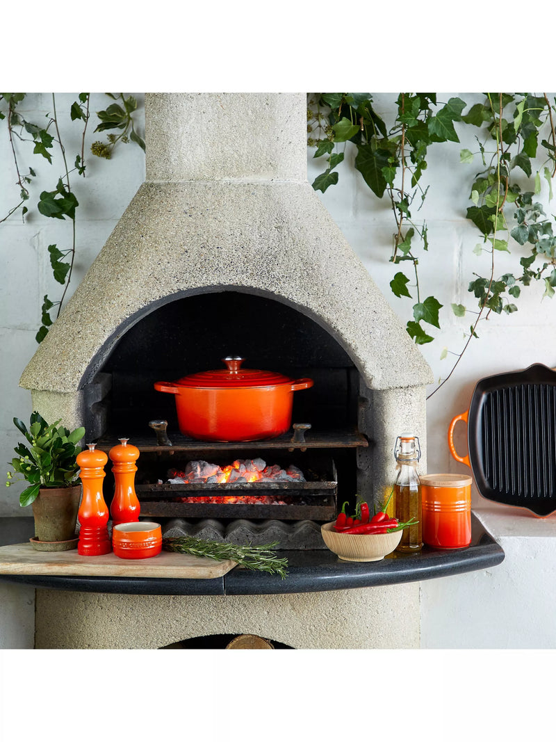 Le Creuset classic salt mill, UK version
