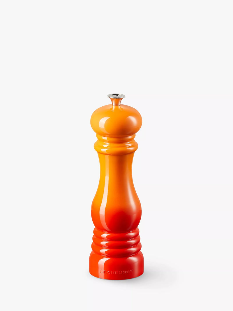 Le Creuset classic bamboo pepper mill with ceramic grinder, UK version
