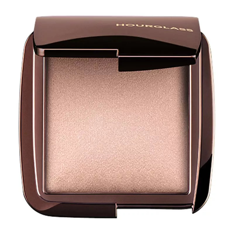 Universal Finishing Powder with Photo-Luminescent Technology