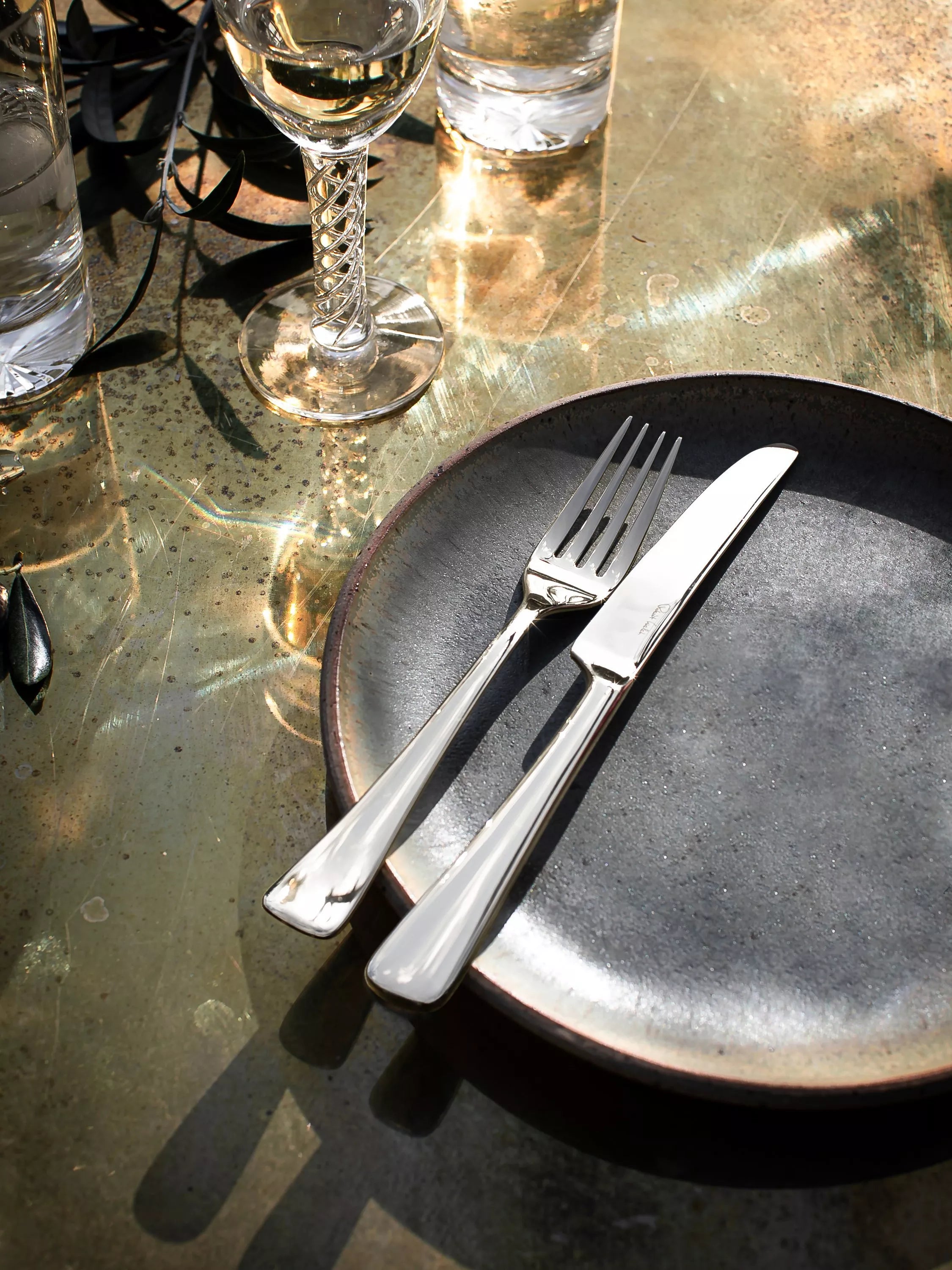 Robert Welch Malvern 12cm stainless steel table knife, imported from the UK
