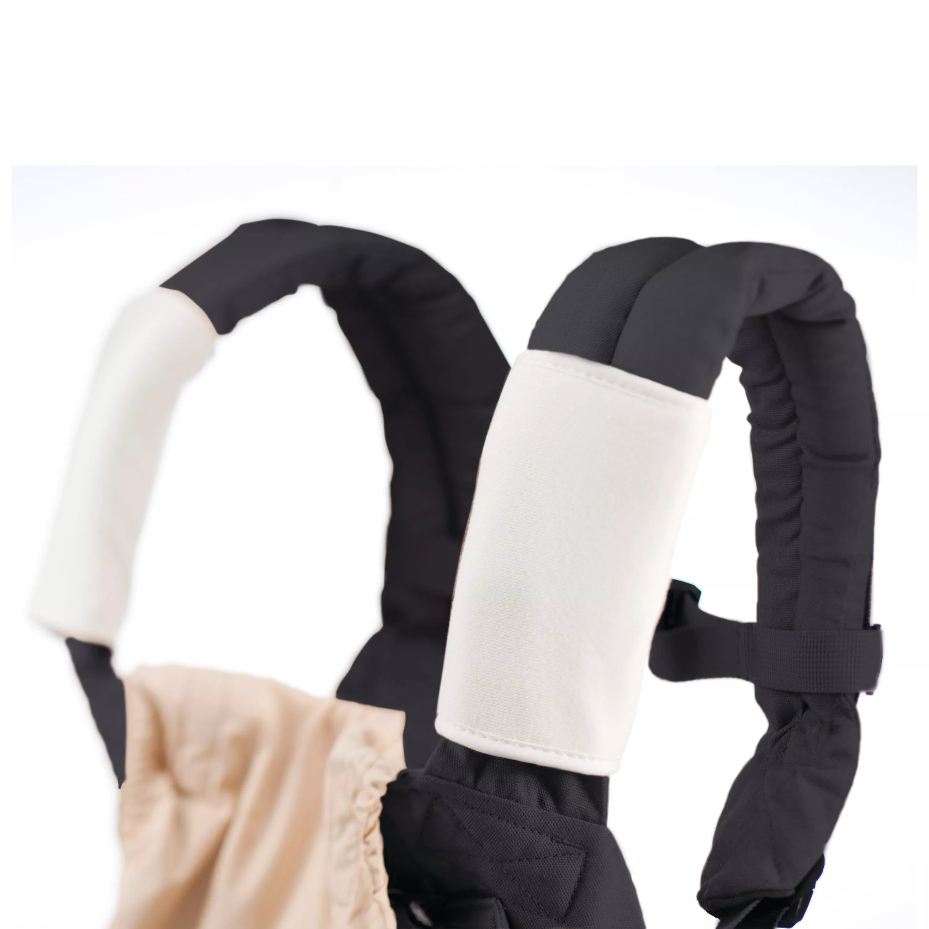 Ergobaby organic cotton teething pads for baby carrier straps in cream - British product