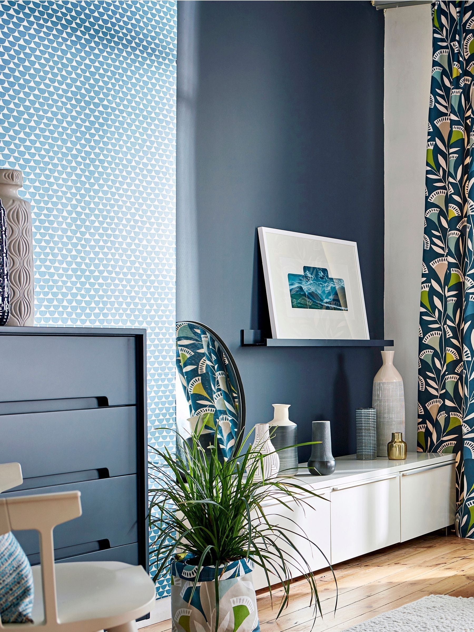 Scion Blue Kielo wallpaper 10.05 metre roll - British product