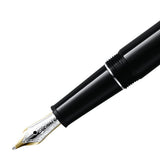 Montblanc Meisterstück fountain pen black, imported from the UK