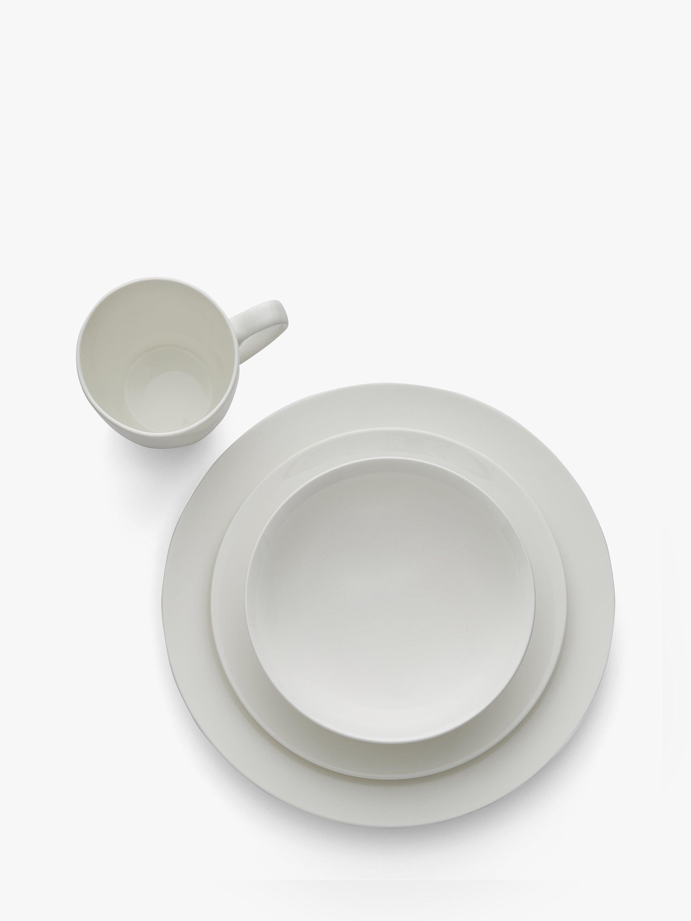 Royal Worcester Serendipity bone china dinnerware set 16 piece (British brand)