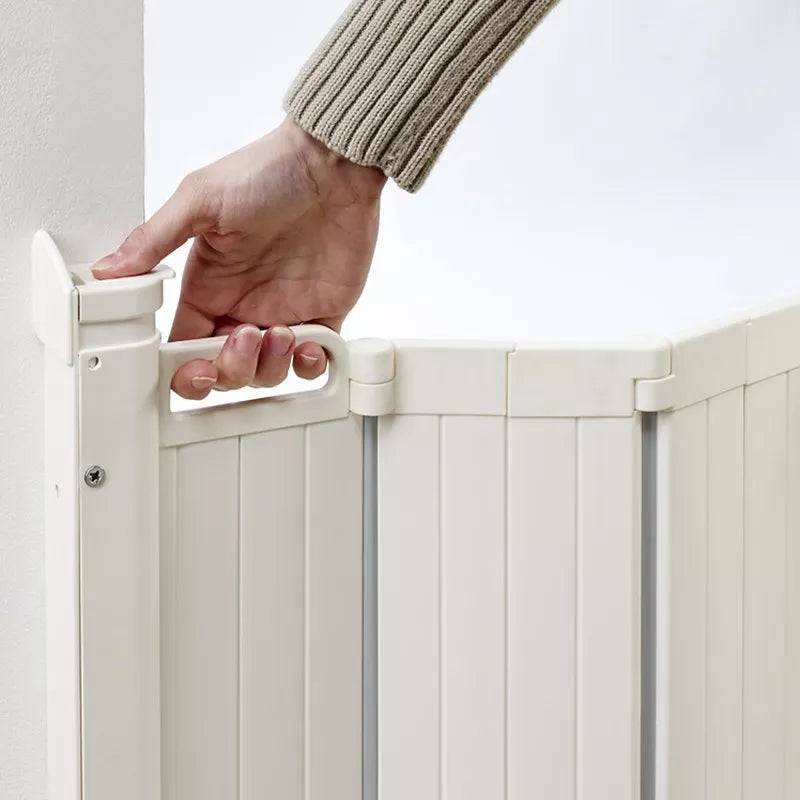 BabyDan folding safety gate 55-89cm - British product