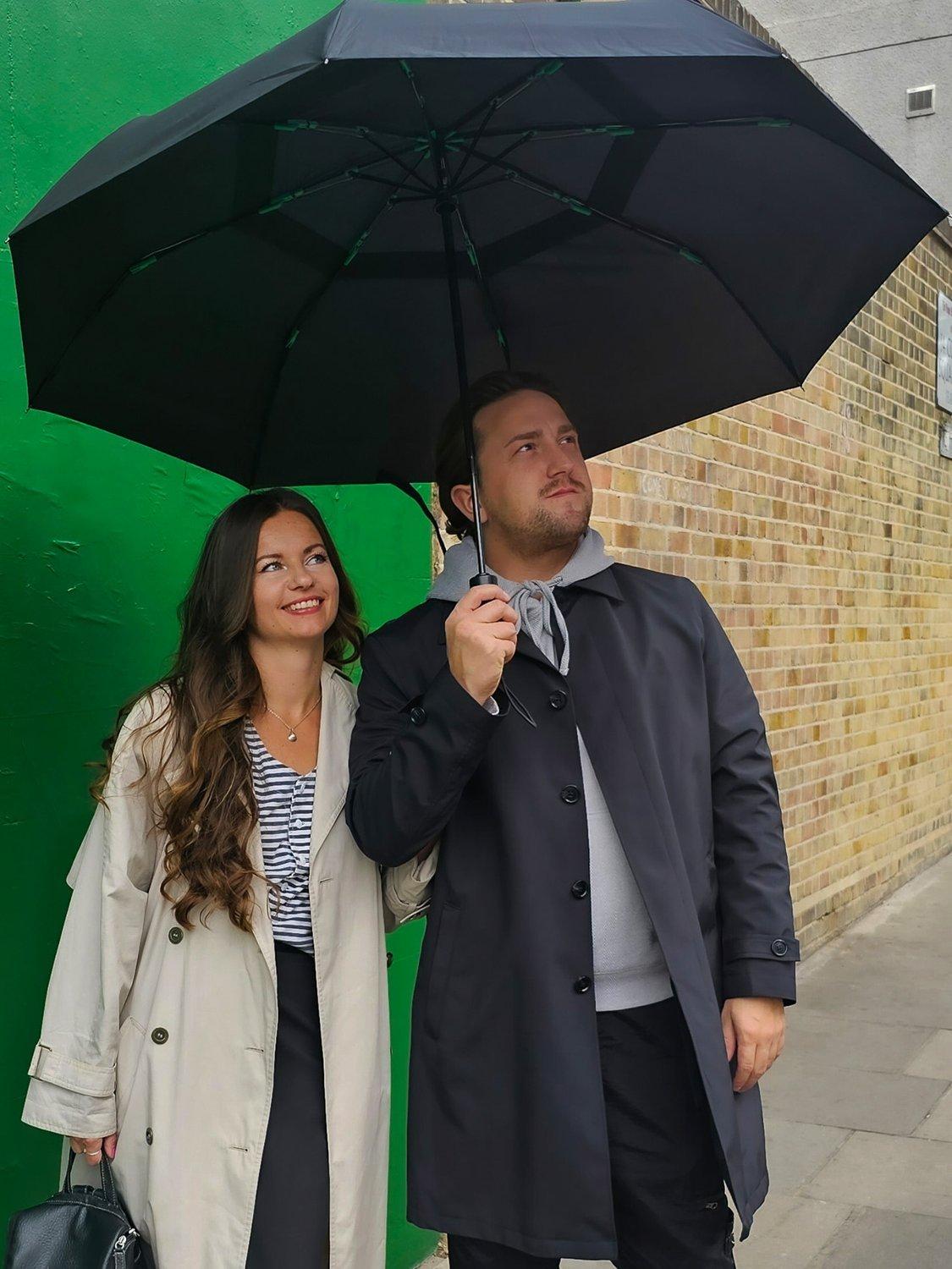 Fulton G840 Tornado umbrella black - British product