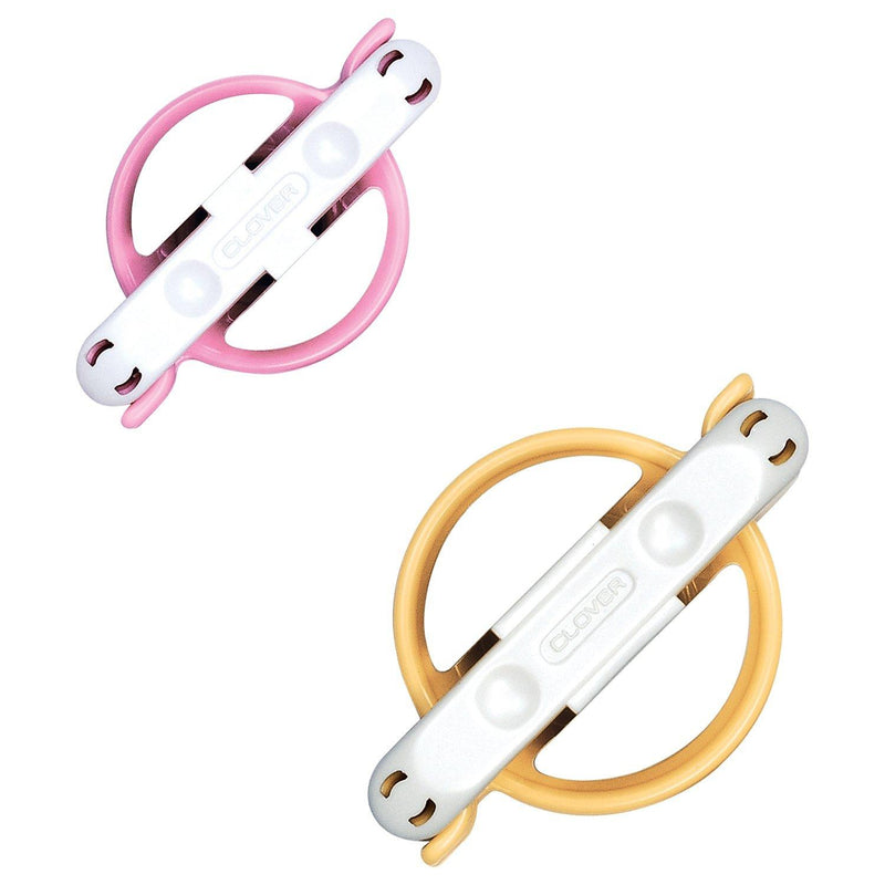 Clover small pom-pom maker for knitting projects, UK version