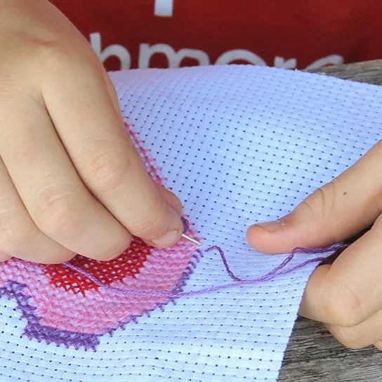 Buttonbag beginner's cross stitch carry kit, UK version