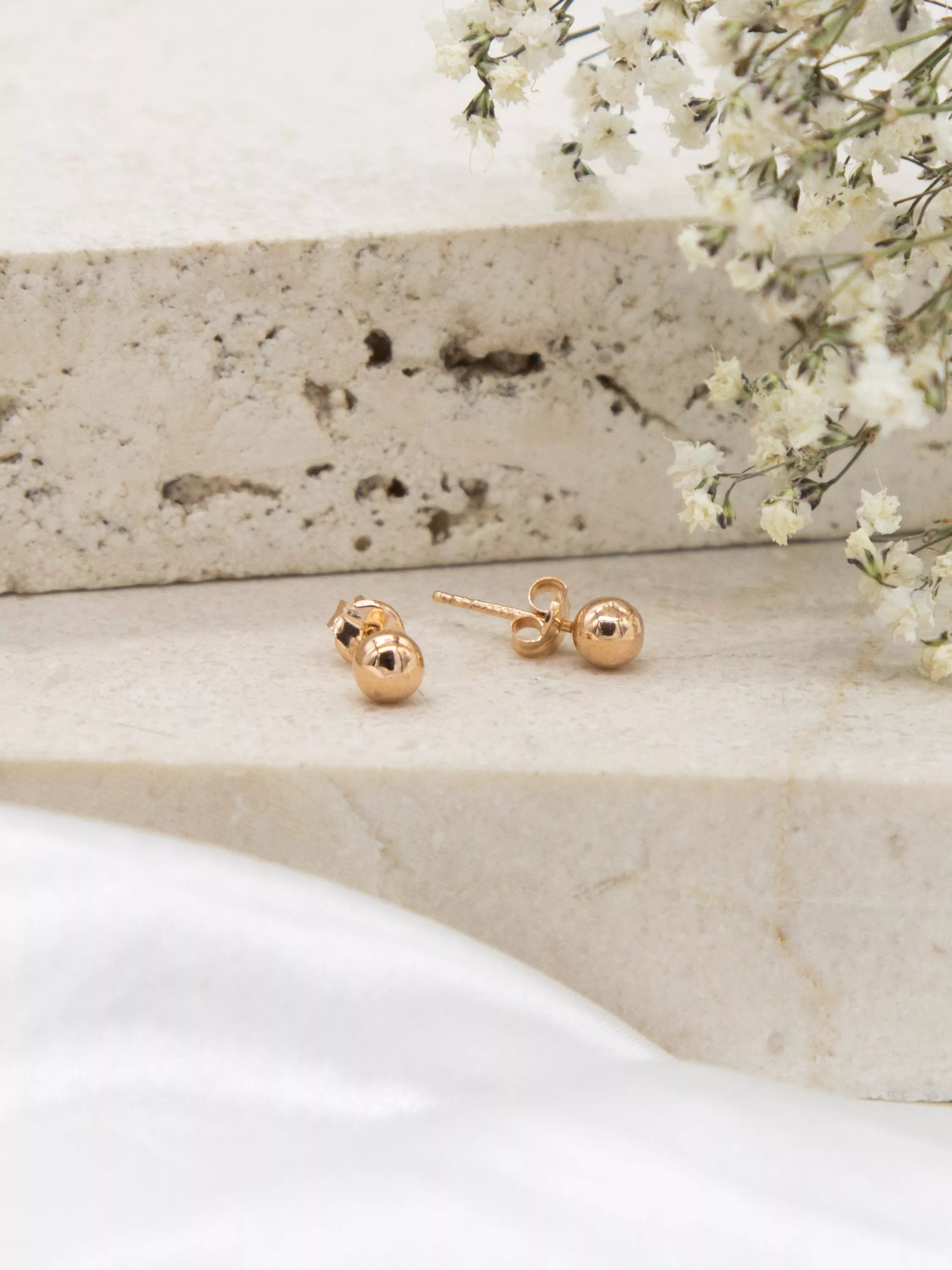 IBB 9ct rose gold ball stud earrings (British brand)