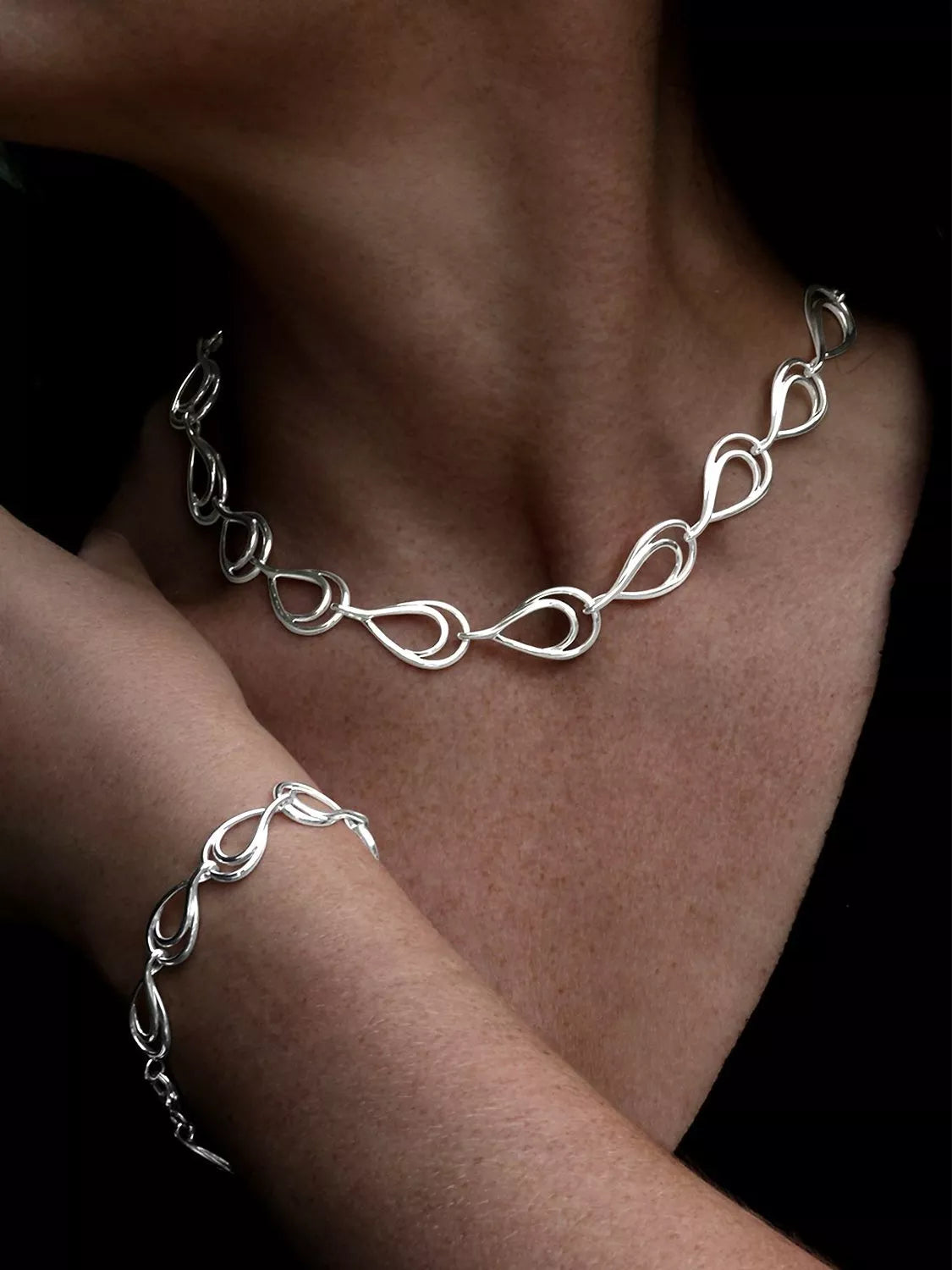 Nina B sterling silver open links bracelet - British product