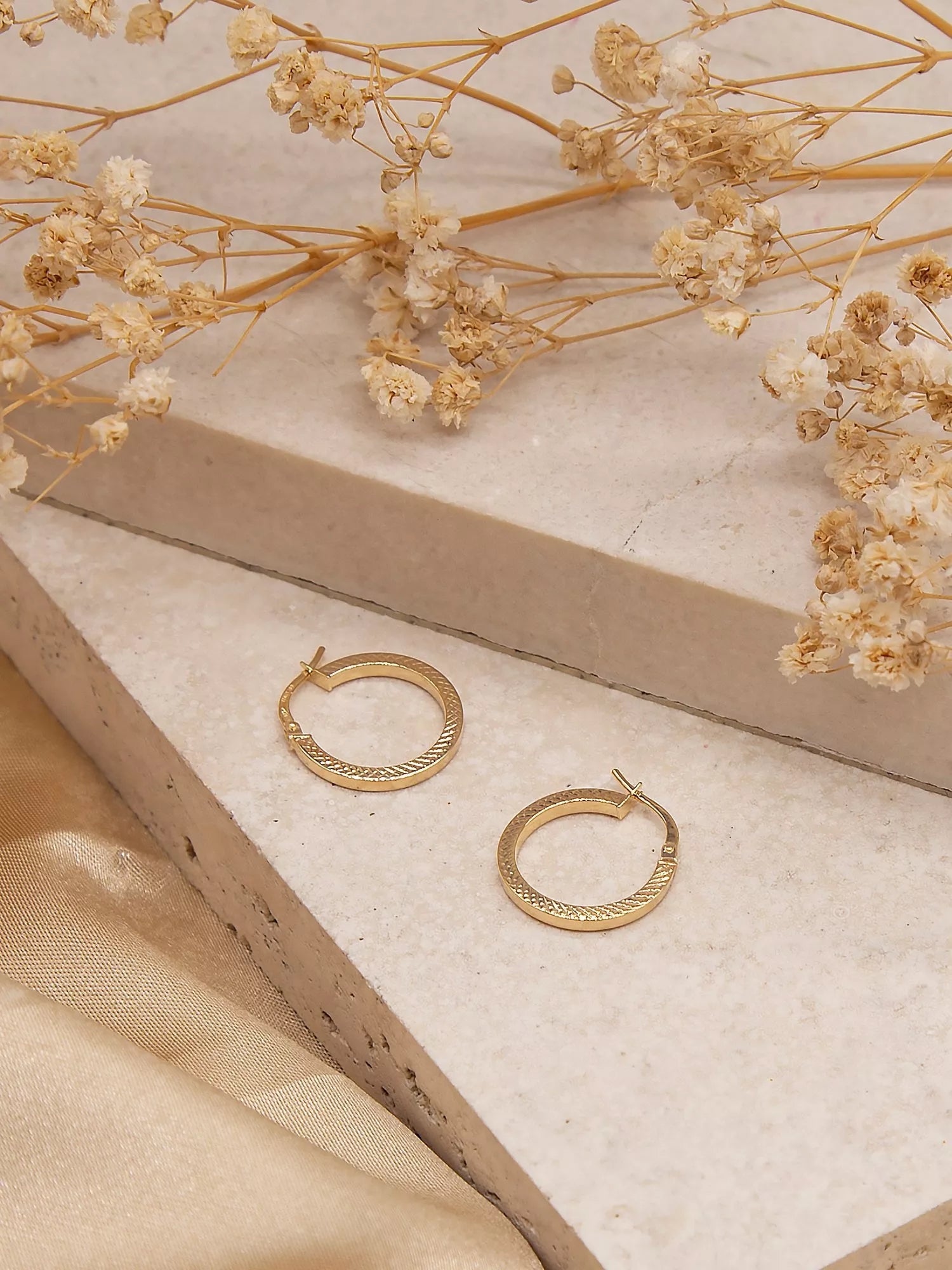 IBB Gold Cobra Hoop Earrings 15mm, UK version