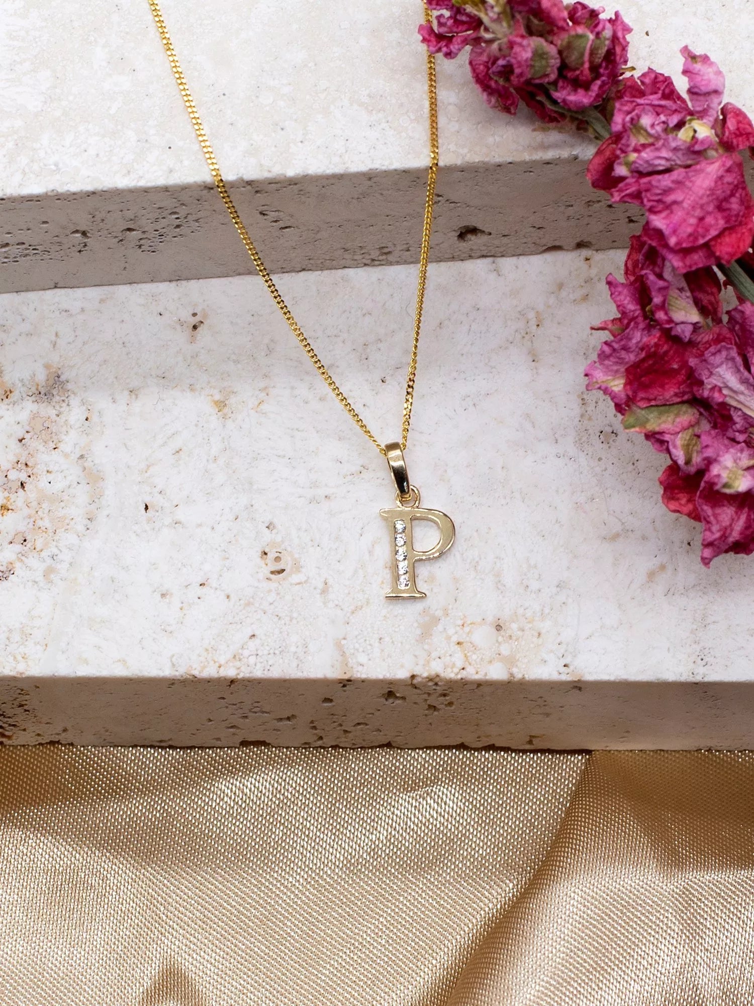 IBB 9ct gold cubic zirconia initial pendant - British product