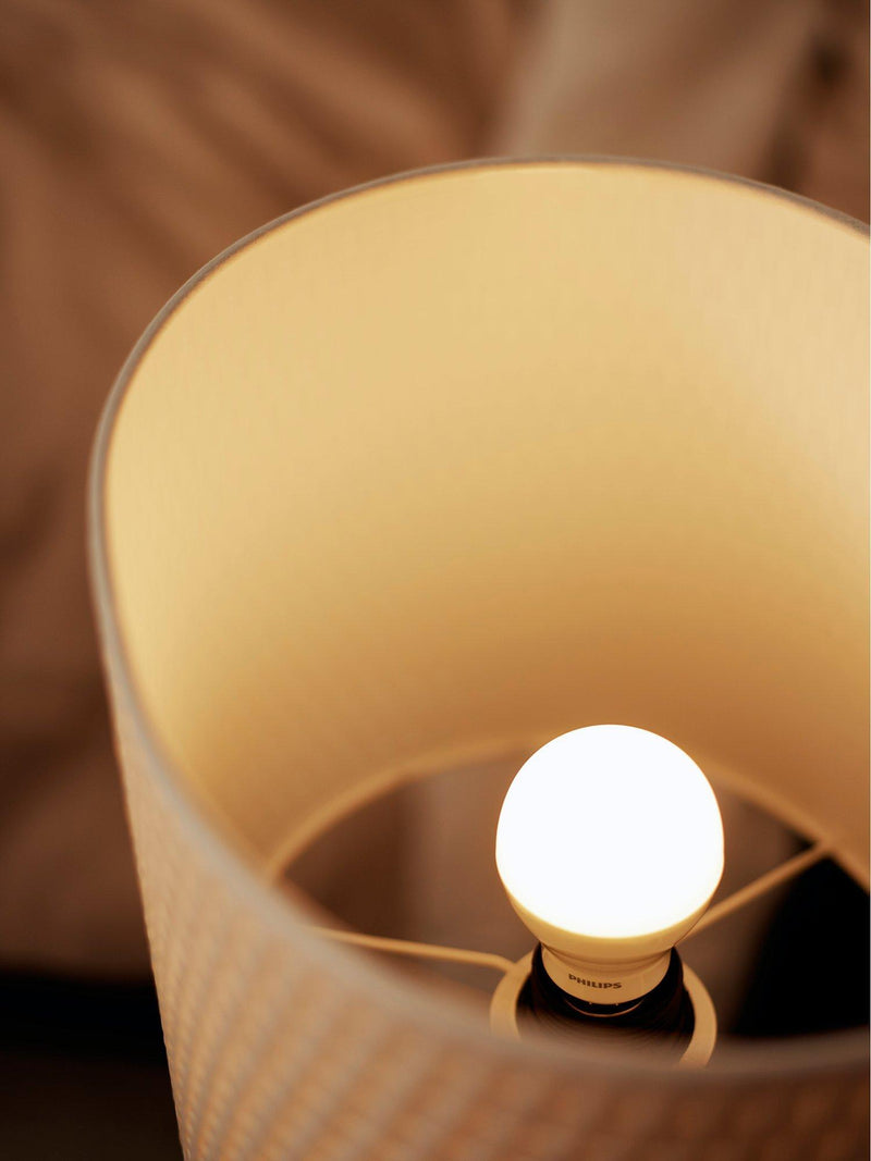 Philips 4W LED golf ball bulb frosted - British product