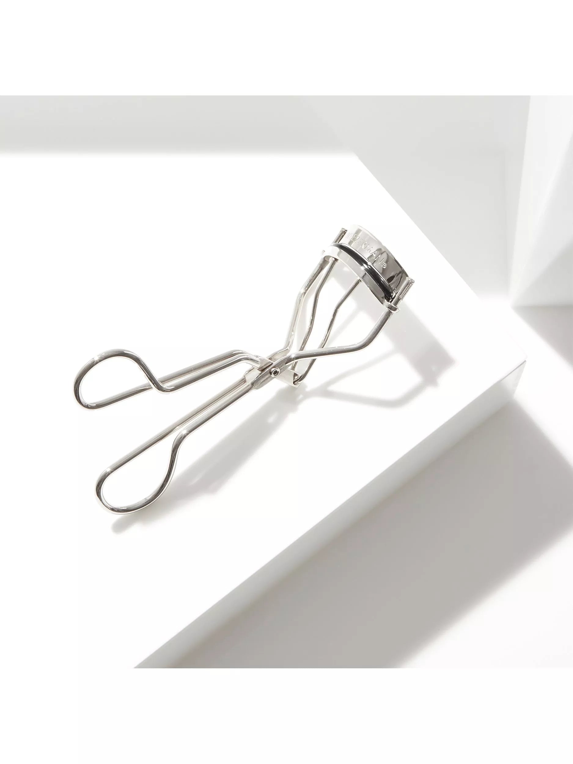 Tweezerman classic eyelash curler, UK version