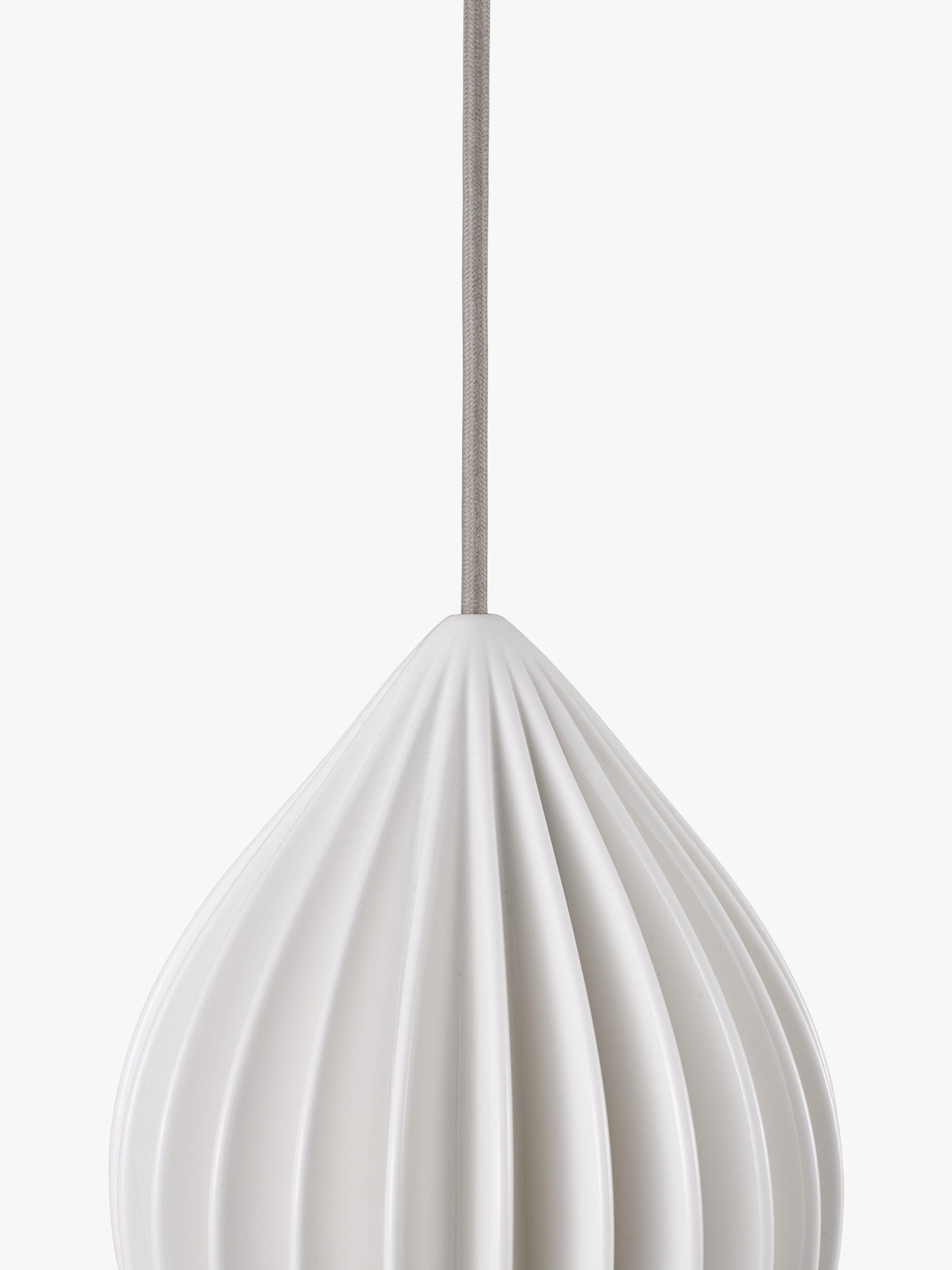 Original BTC Fin large pendant light white bone china (British brand)