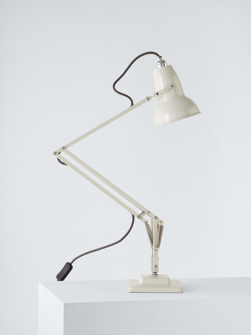 Anglepoise Original 1227 desk lamp (British brand)