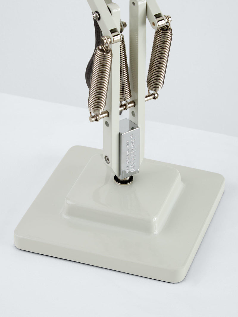 Anglepoise Original 1227 desk lamp (British brand)