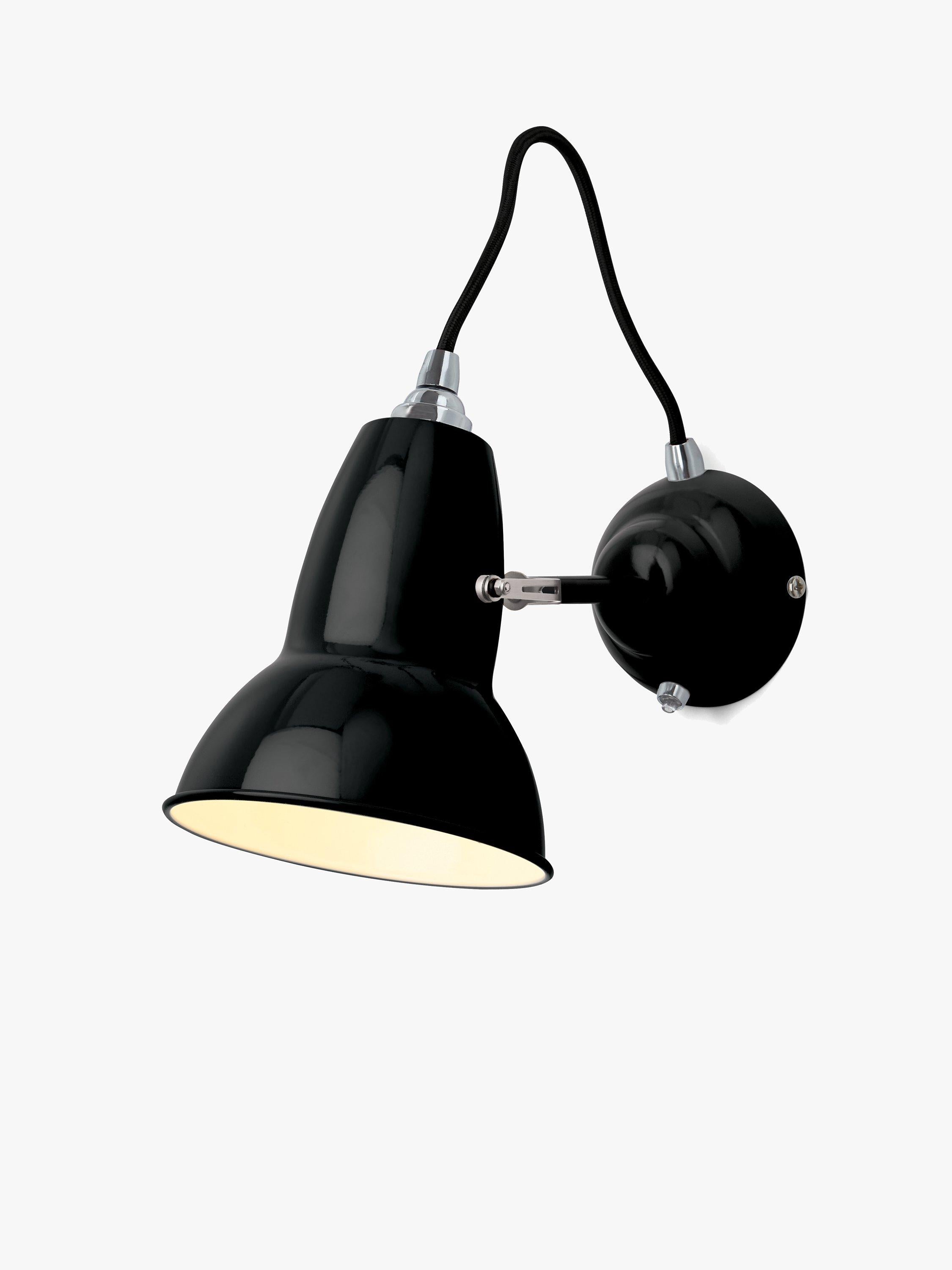 Anglepoise Original 1227 wall light chrome fittings (British brand)