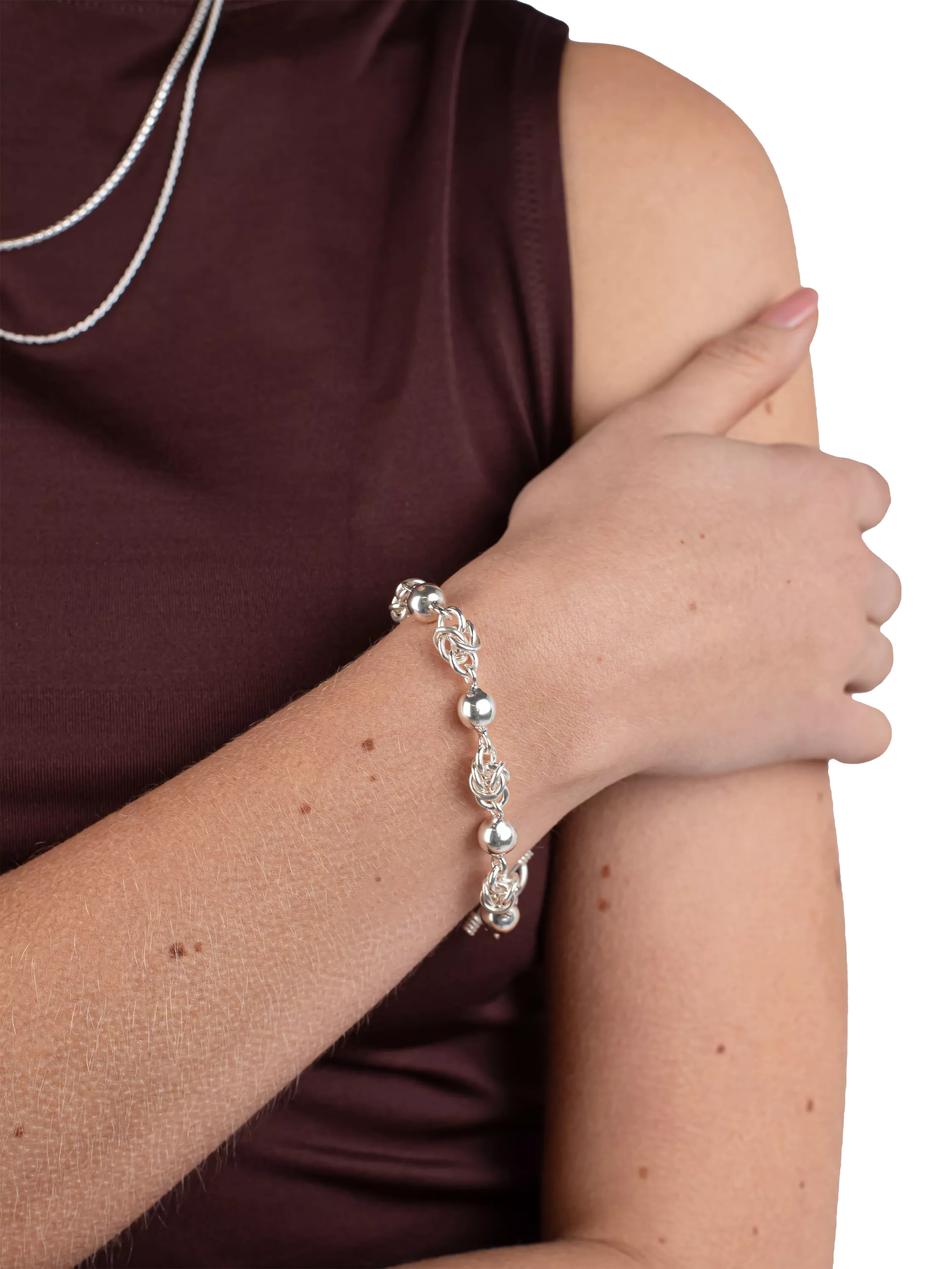Andea sterling silver ball and knot bracelet 19cm, imported from the UK