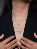 Andea hammered circle pendant necklace 46cm, UK version