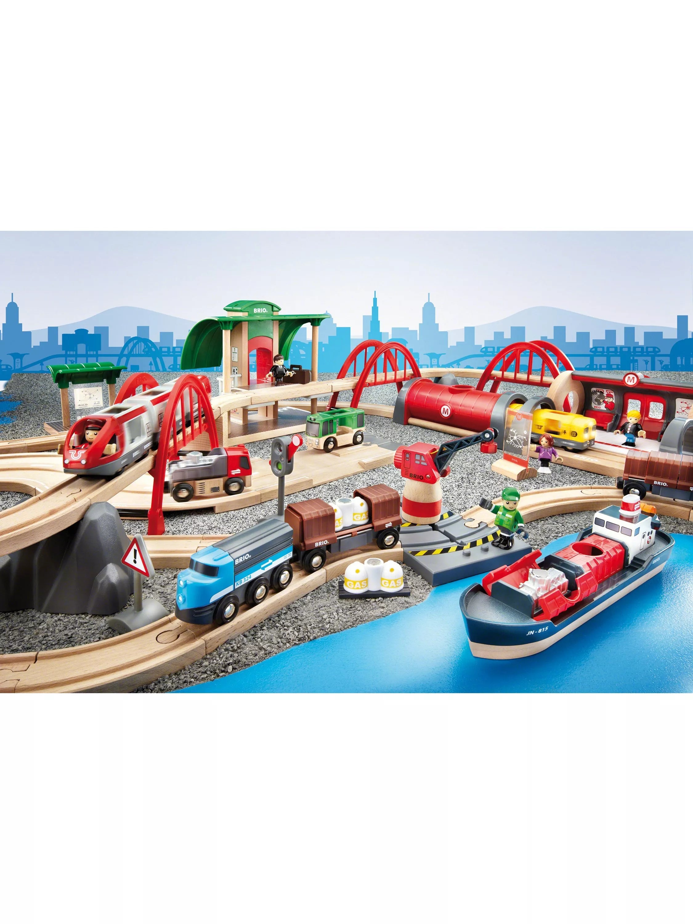 BRIO Deluxe Railway Set 87-piece wooden train set - British product