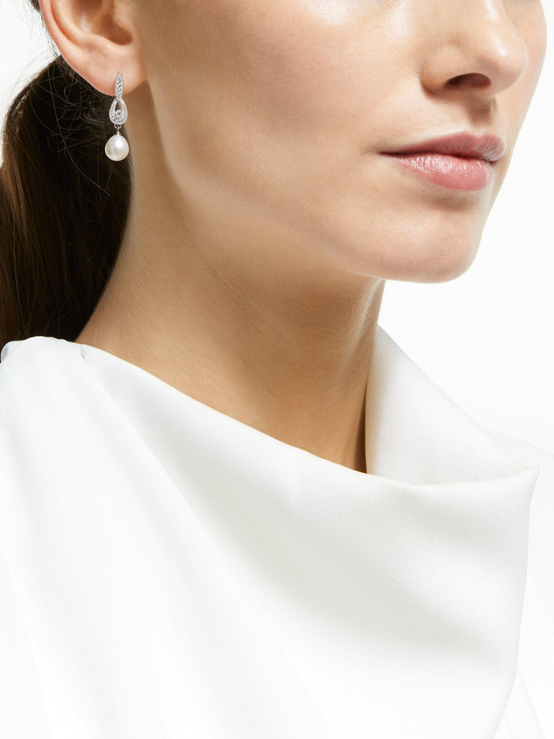 Lido freshwater pearl drop earrings - British product