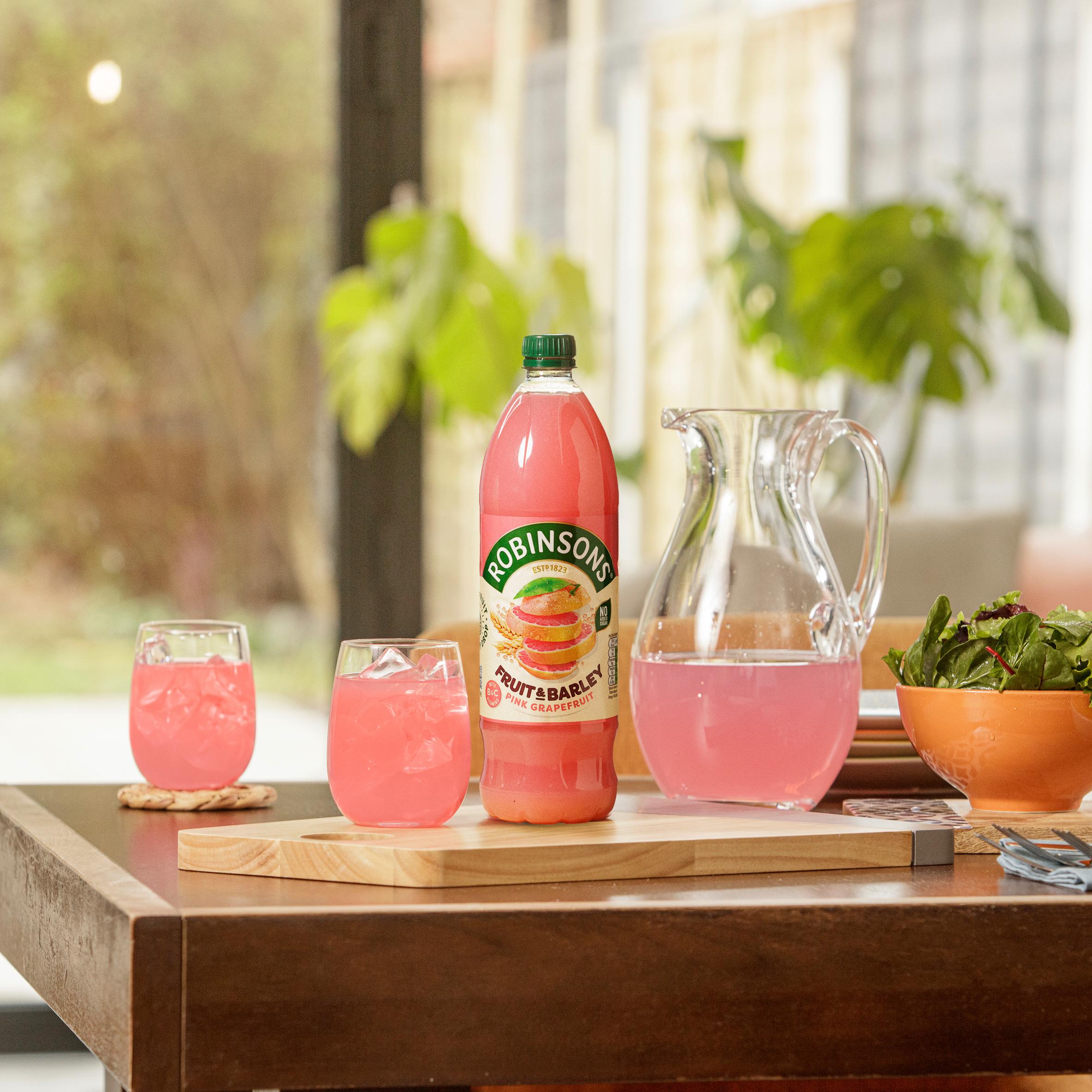 Robinsons pink grapefruit squash 1L, imported from the UK