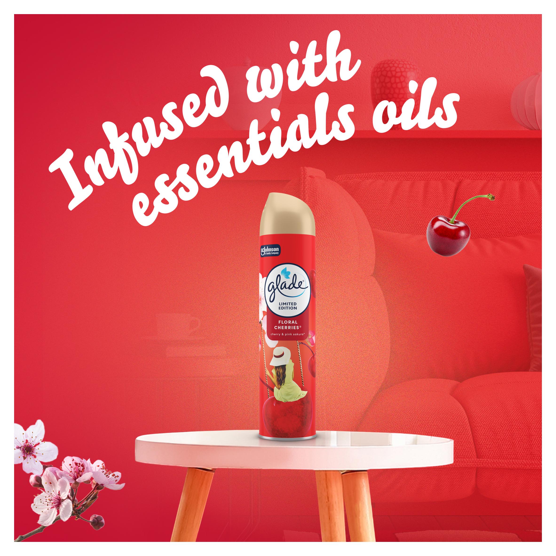 Glade air freshener spray Floral Cherries 300ml, UK version