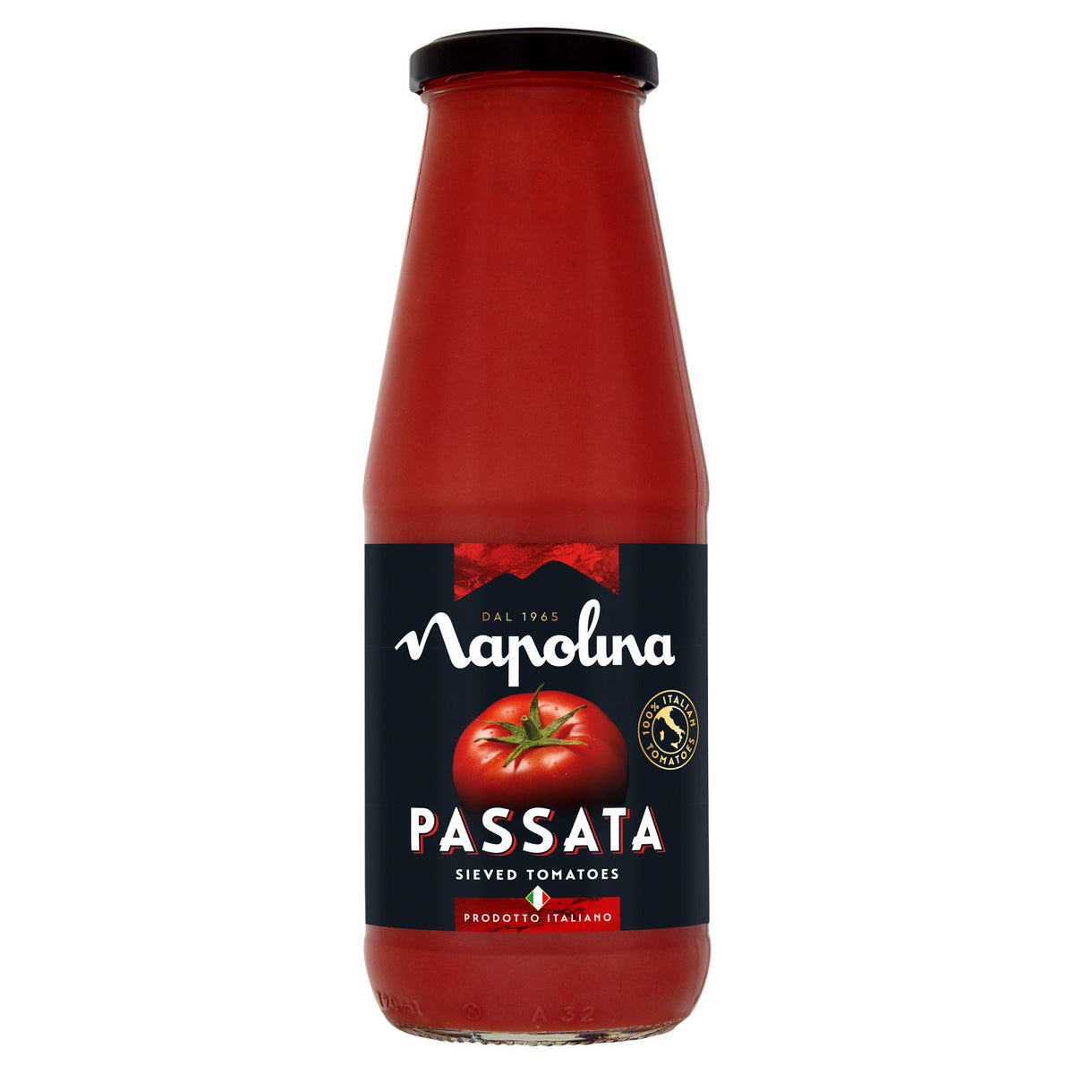 Napolina tomato passata jar 690g, imported from the UK